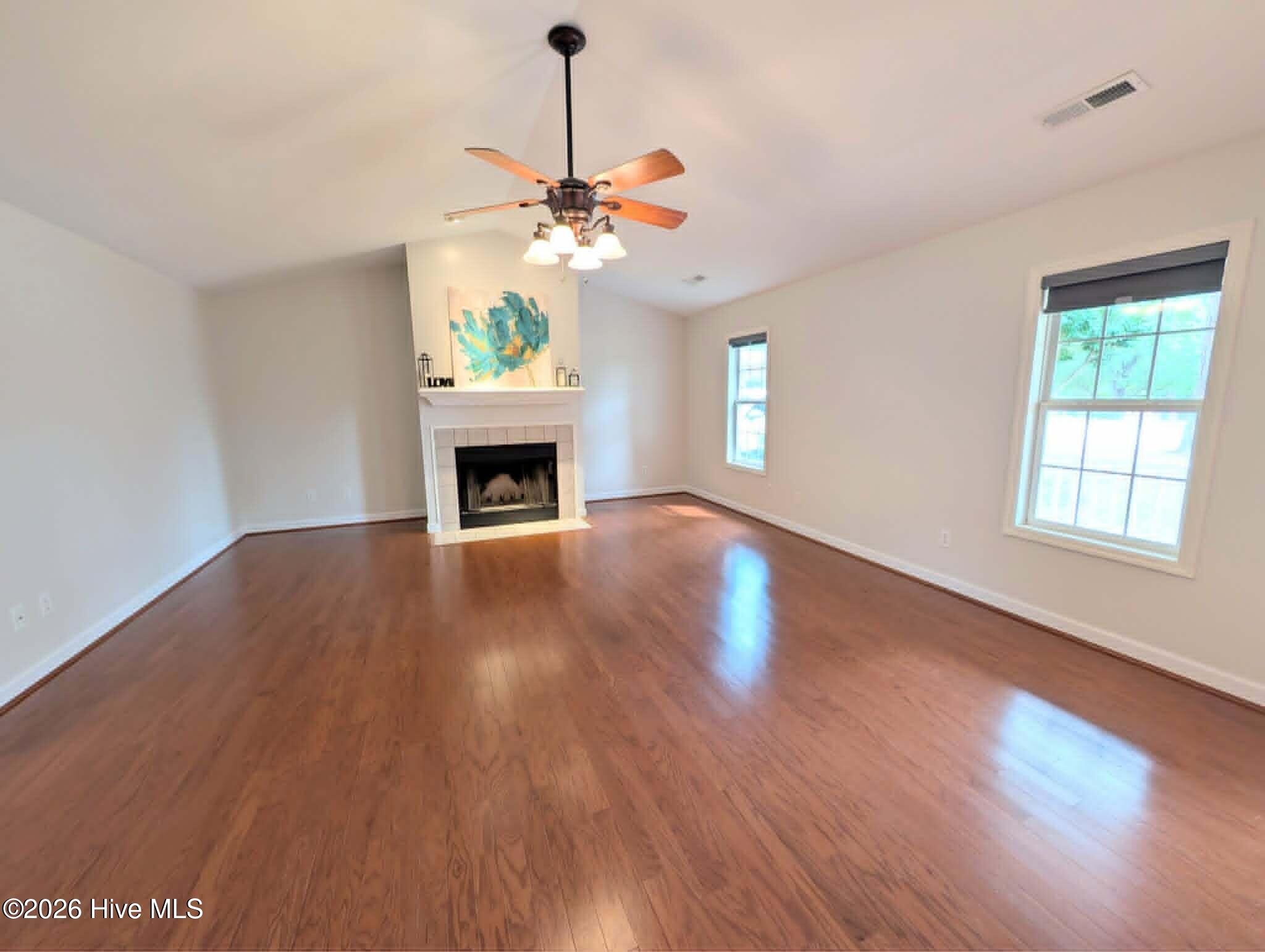39 Bedford Circle Property Photo 6