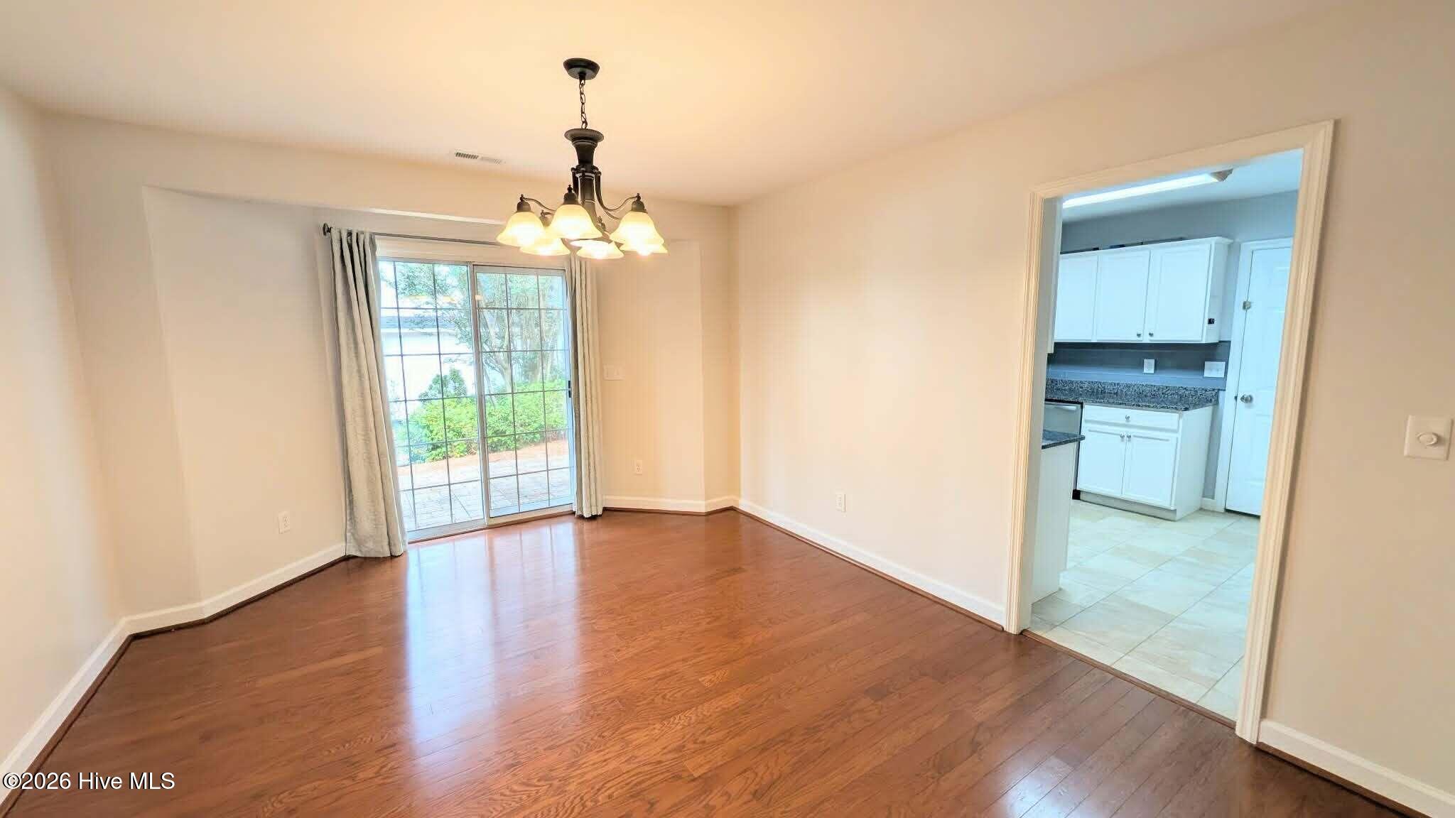 39 Bedford Circle Property Photo 11