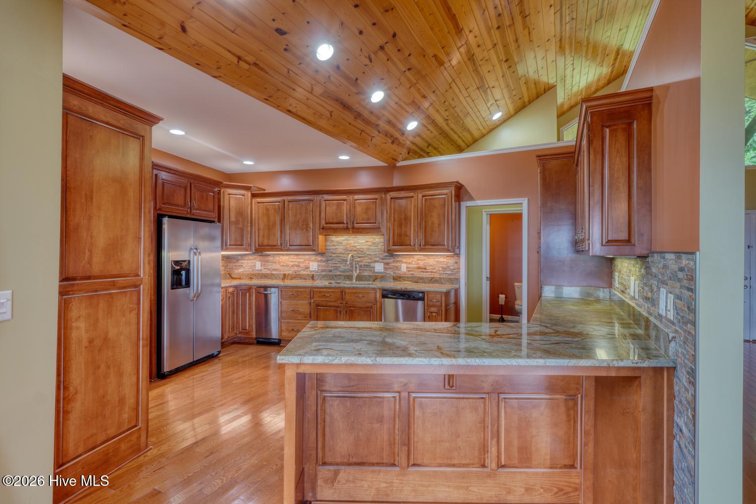 645 Outlook Road Property Photo 11
