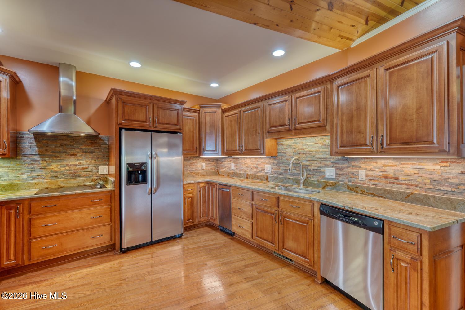 645 Outlook Road Property Photo 12