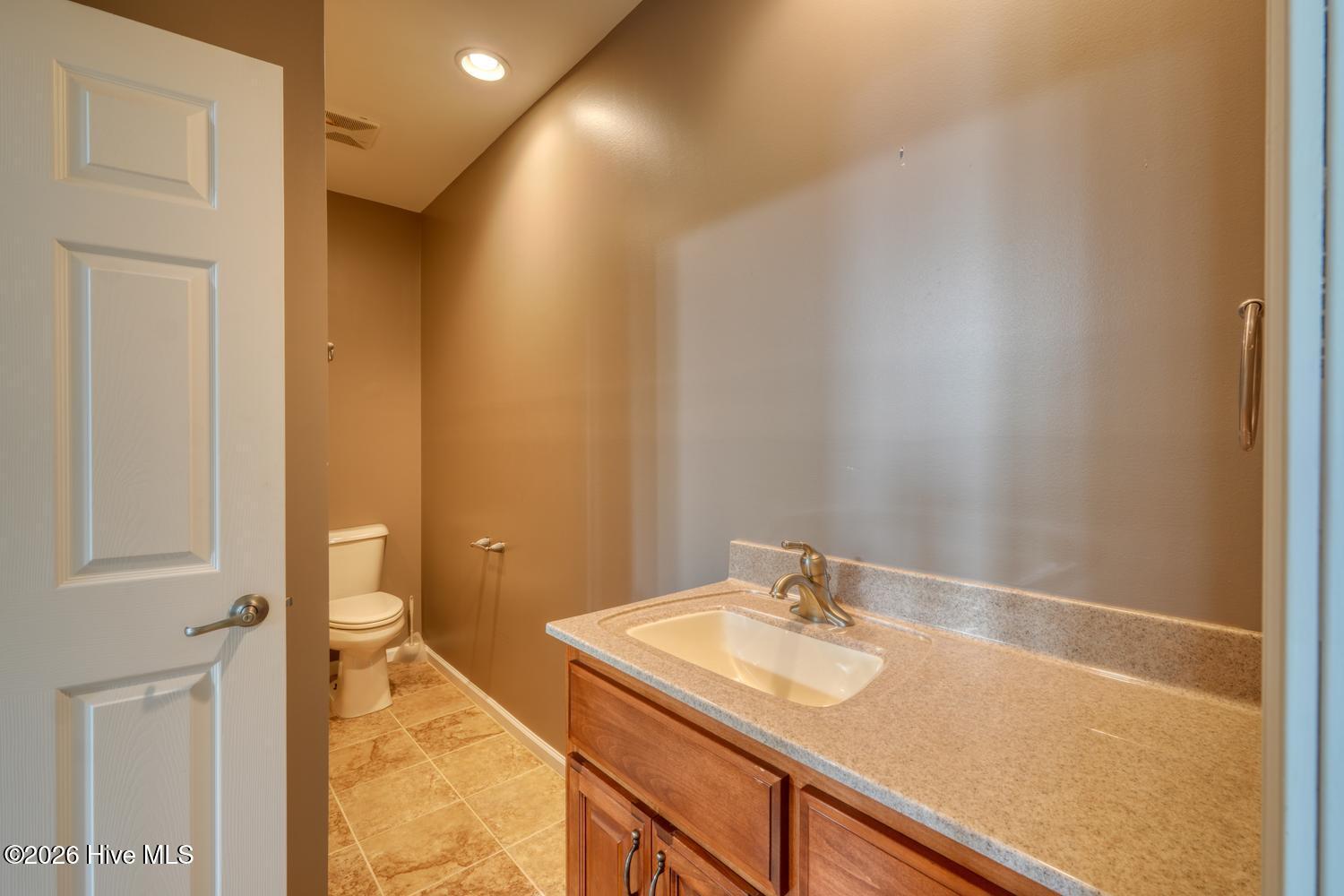 645 Outlook Road Property Photo 36