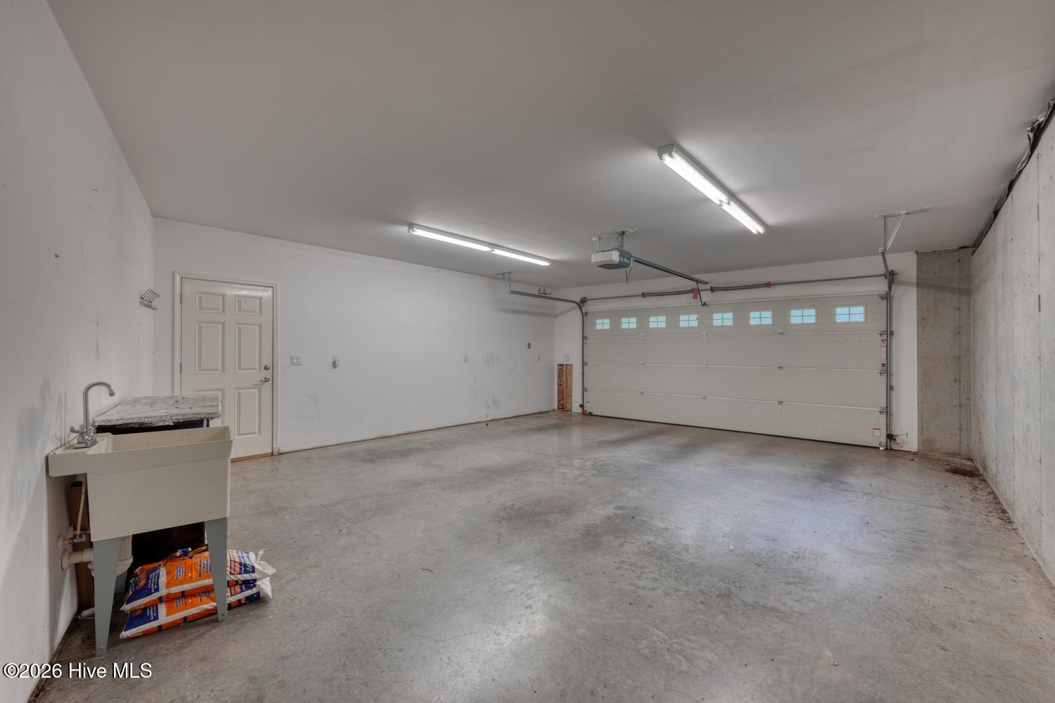 645 Outlook Road Property Photo 44