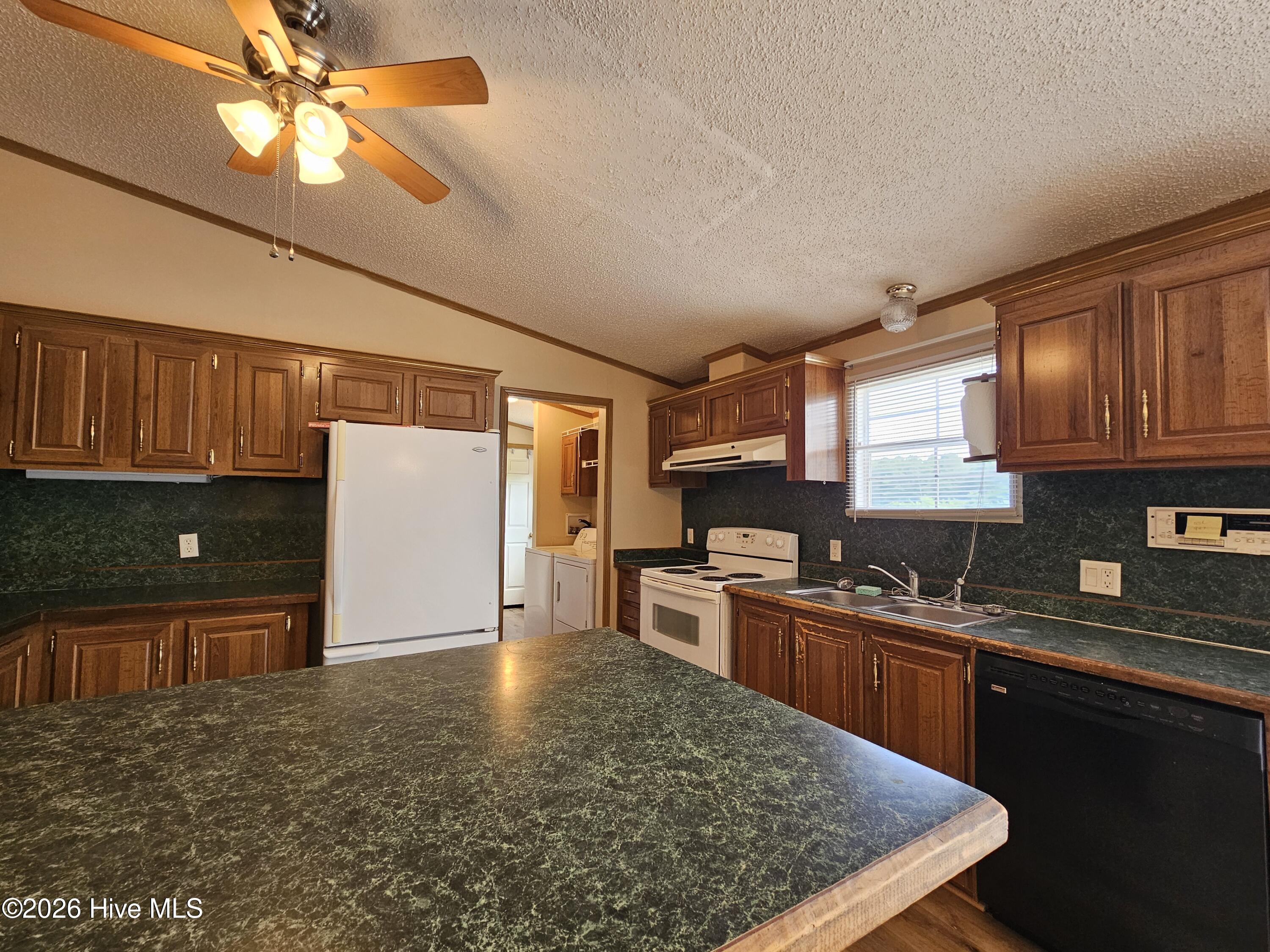 4025 Beulah Road Property Photo 13