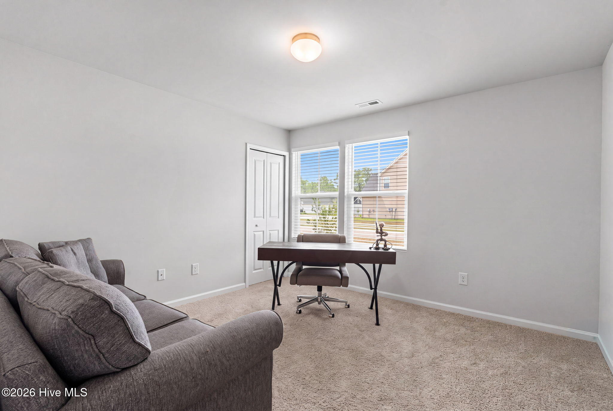 1568 W New Carraway Place Se Property Photo 21