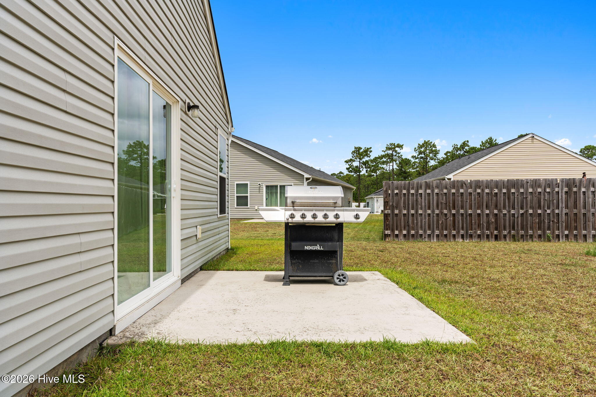 1568 W New Carraway Place Se Property Photo 30