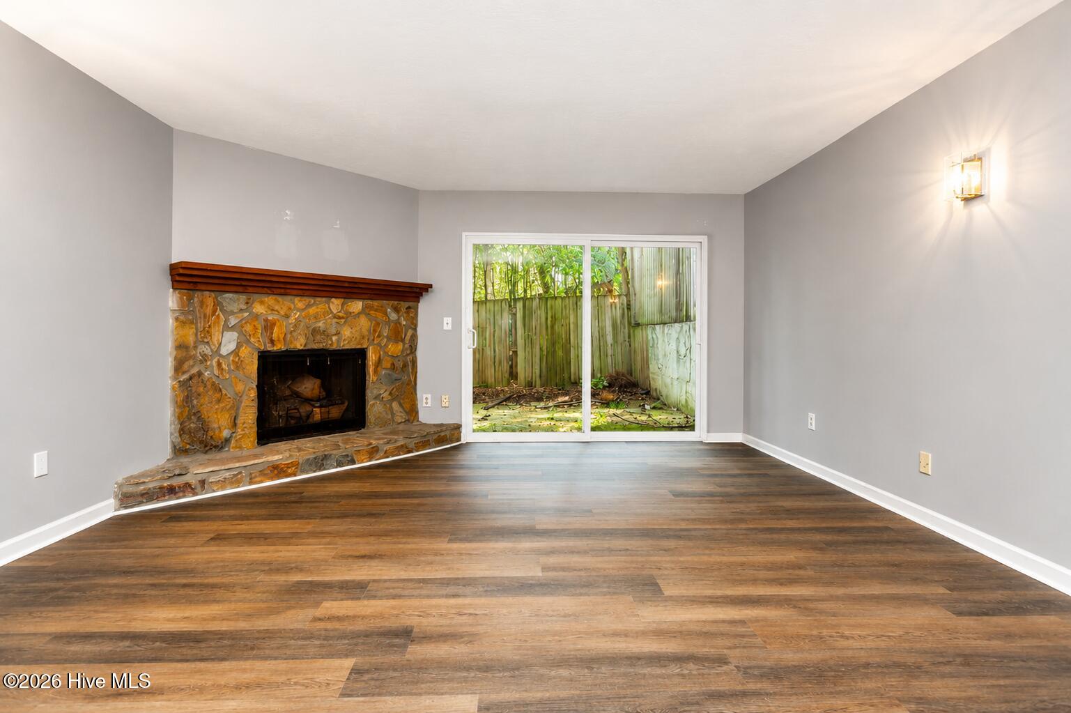 465 Forest Hills Drive Property Photo 2