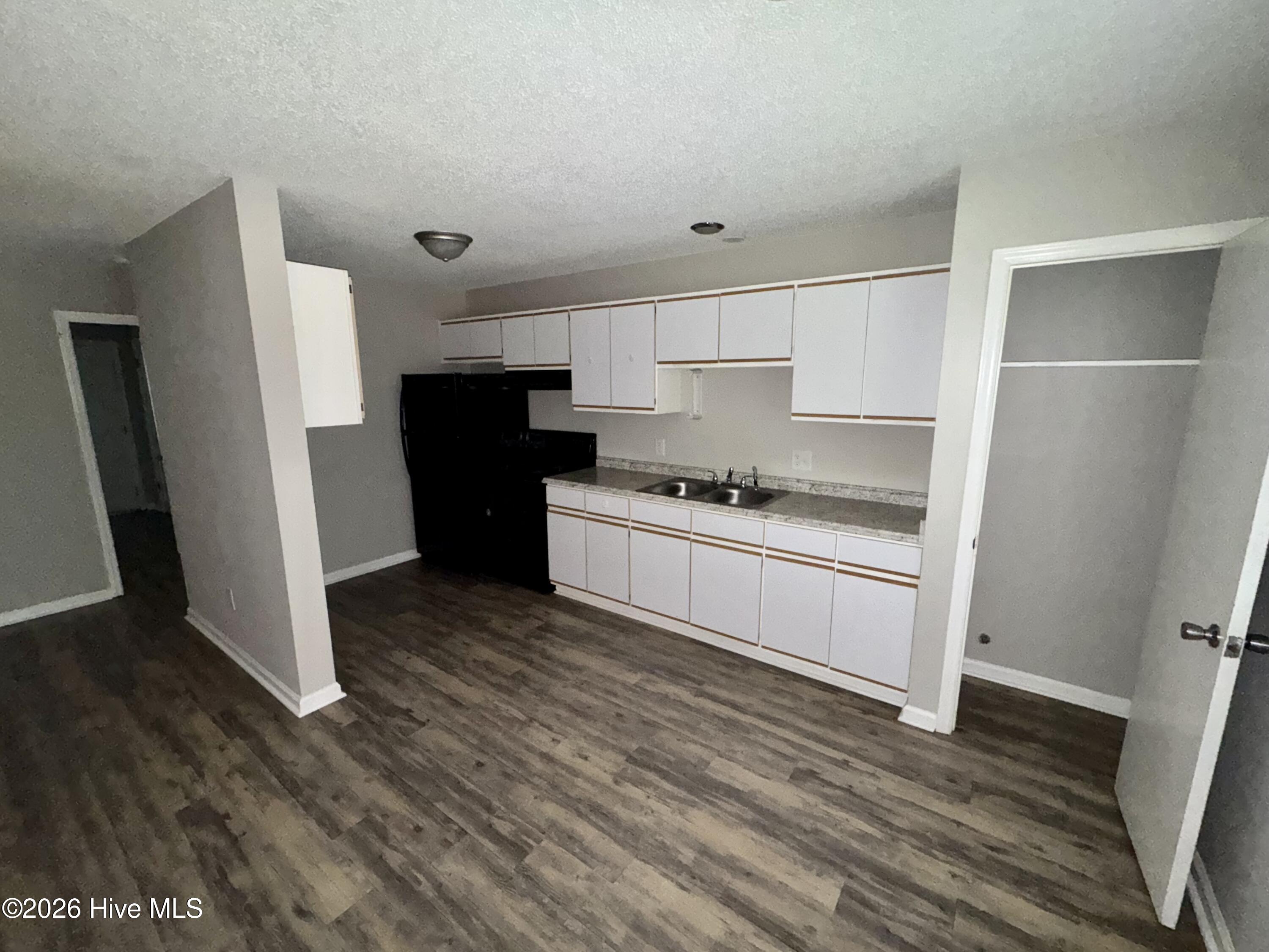1010 Peed Drive 2 Property Photo 3