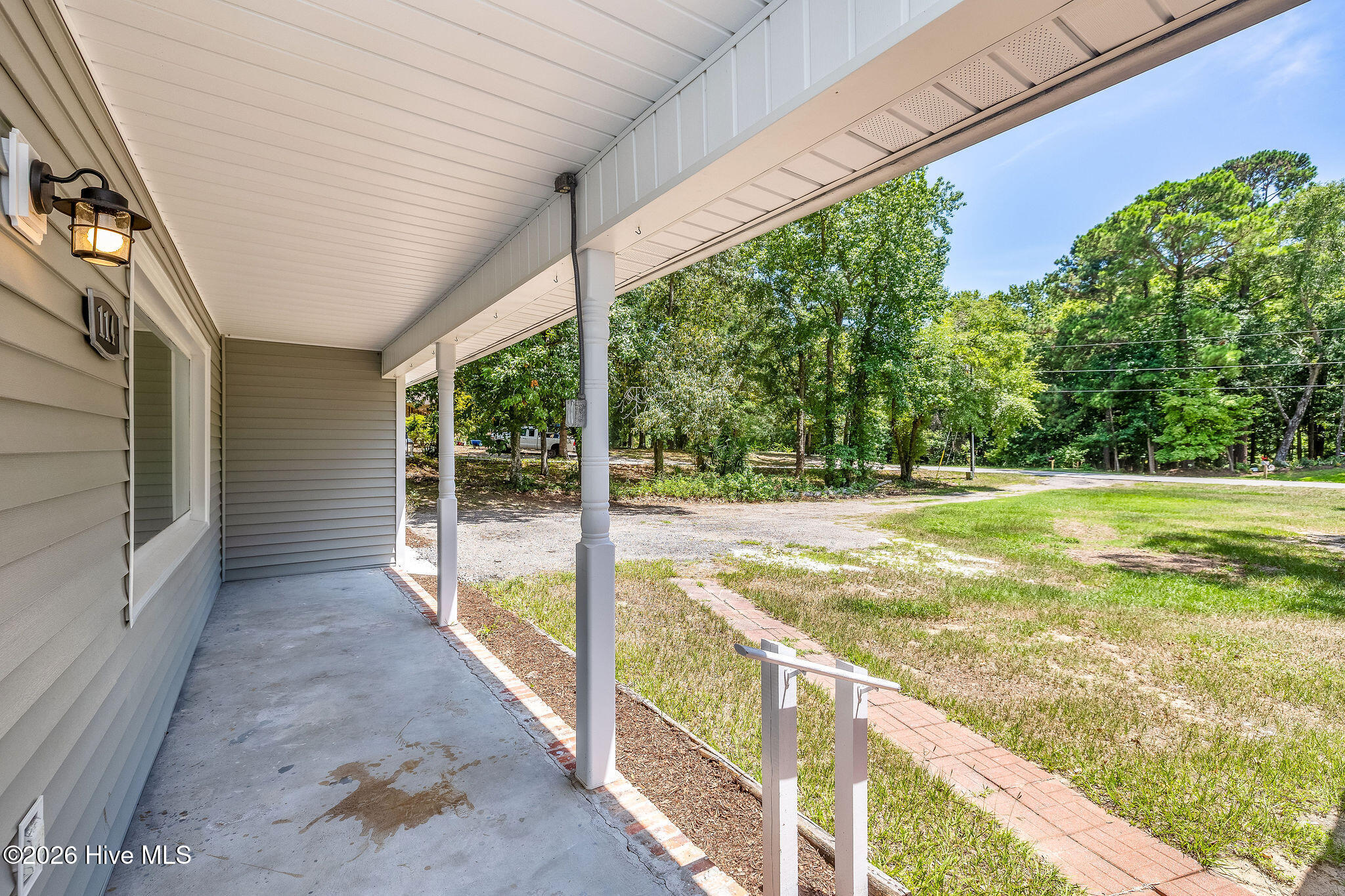 114 Country Place Road Property Photo 4