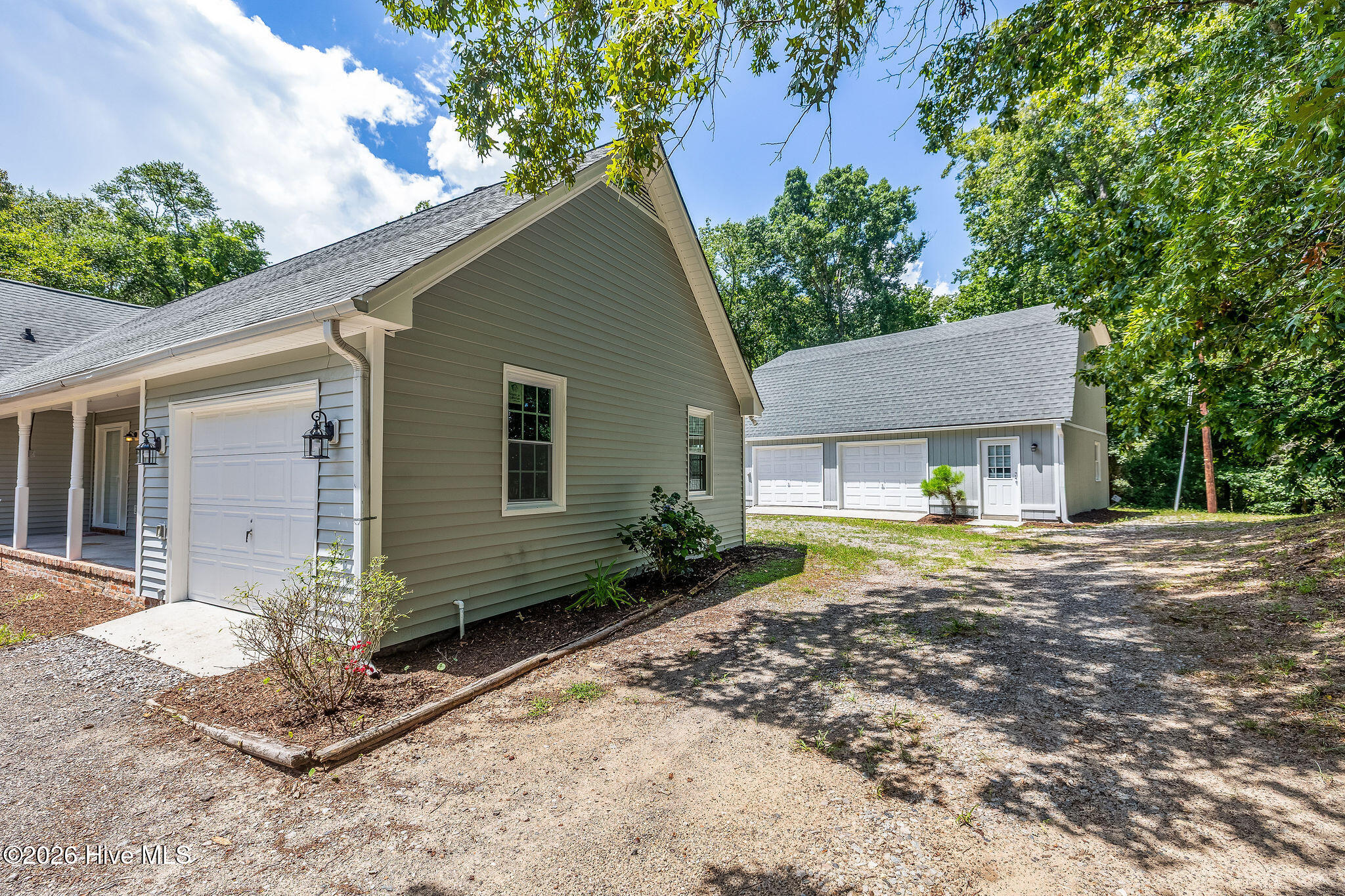 114 Country Place Road Property Photo 32