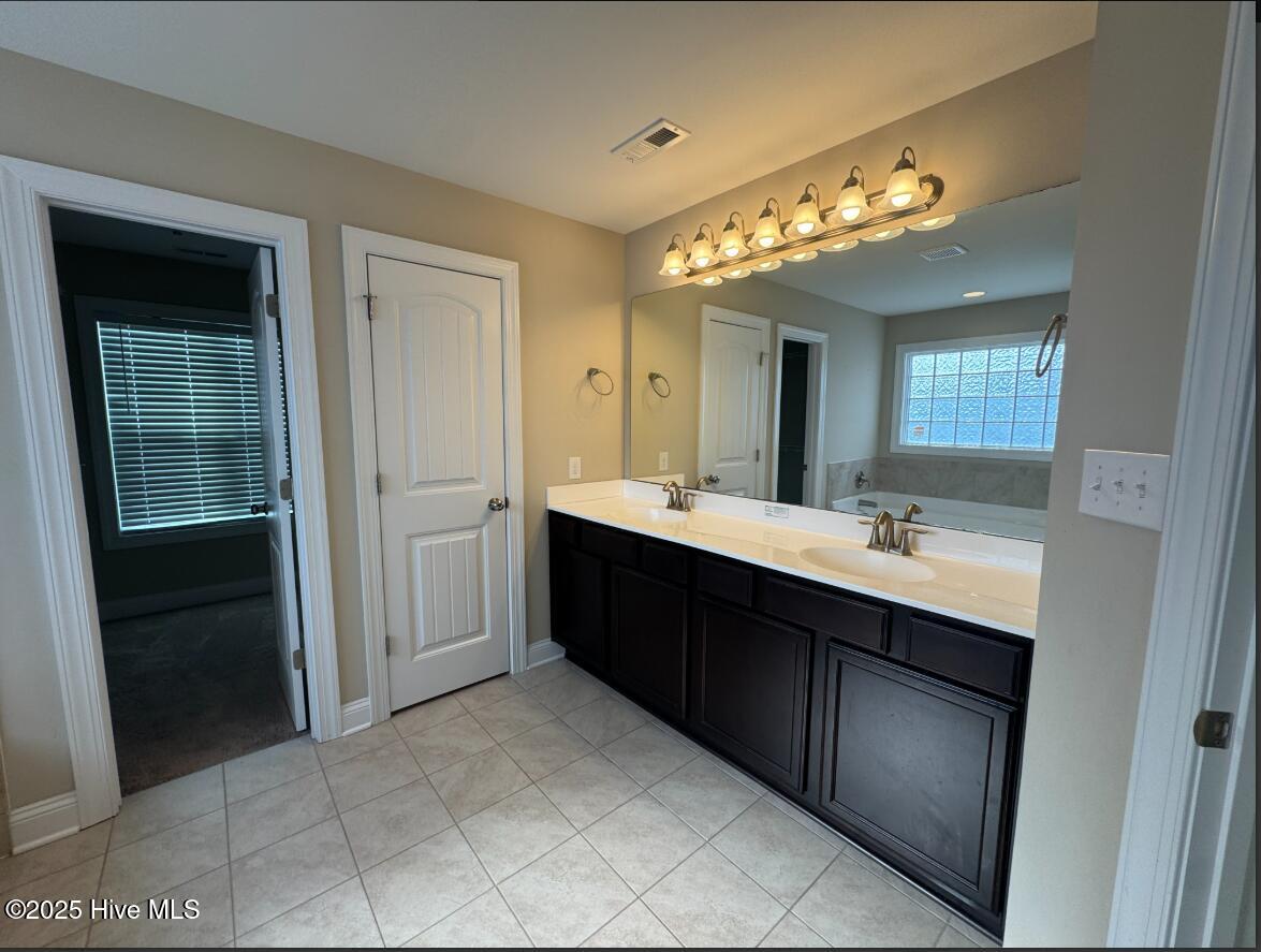 614 High Tide Drive Property Photo 7