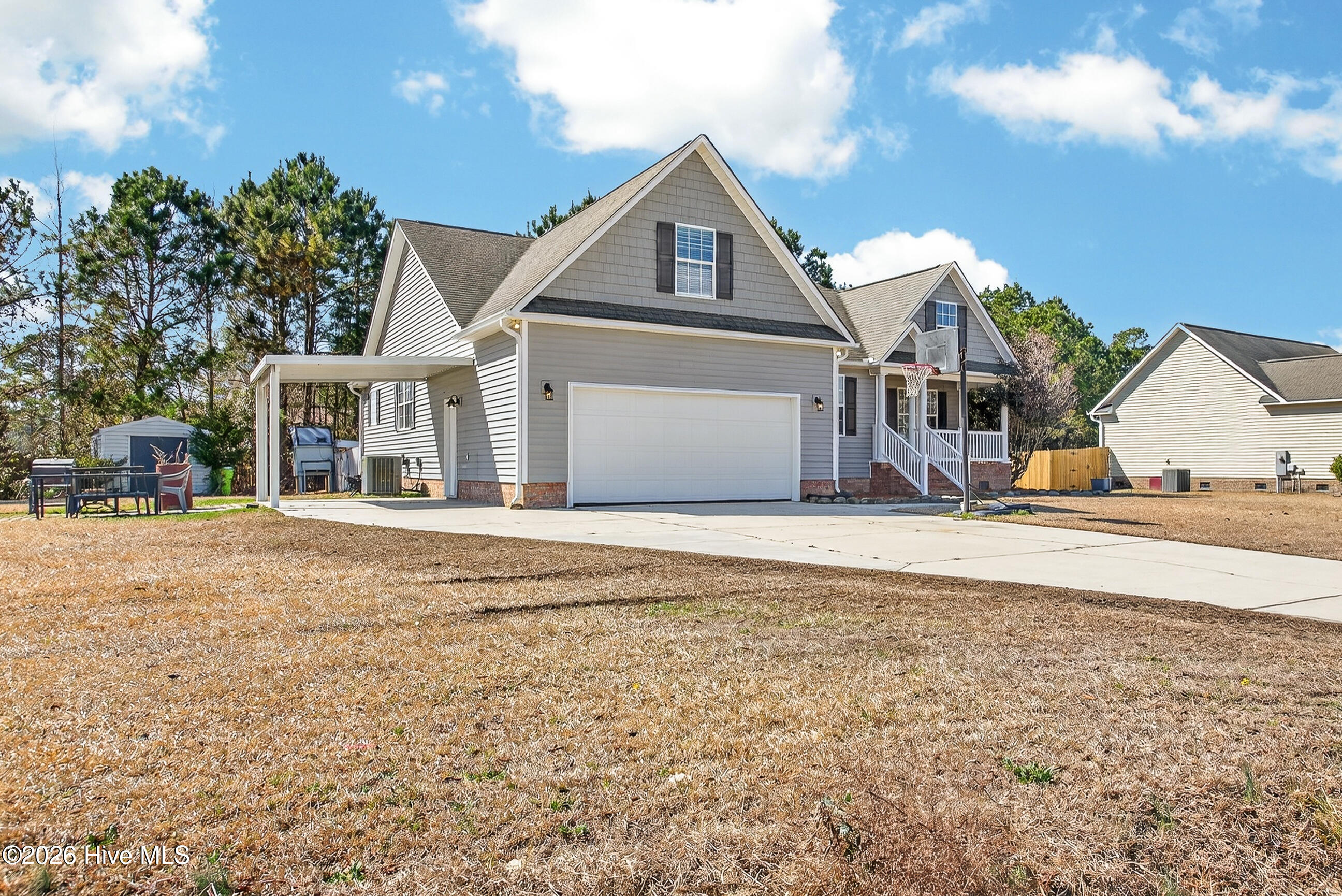 105 Mickey Court Property Photo 3