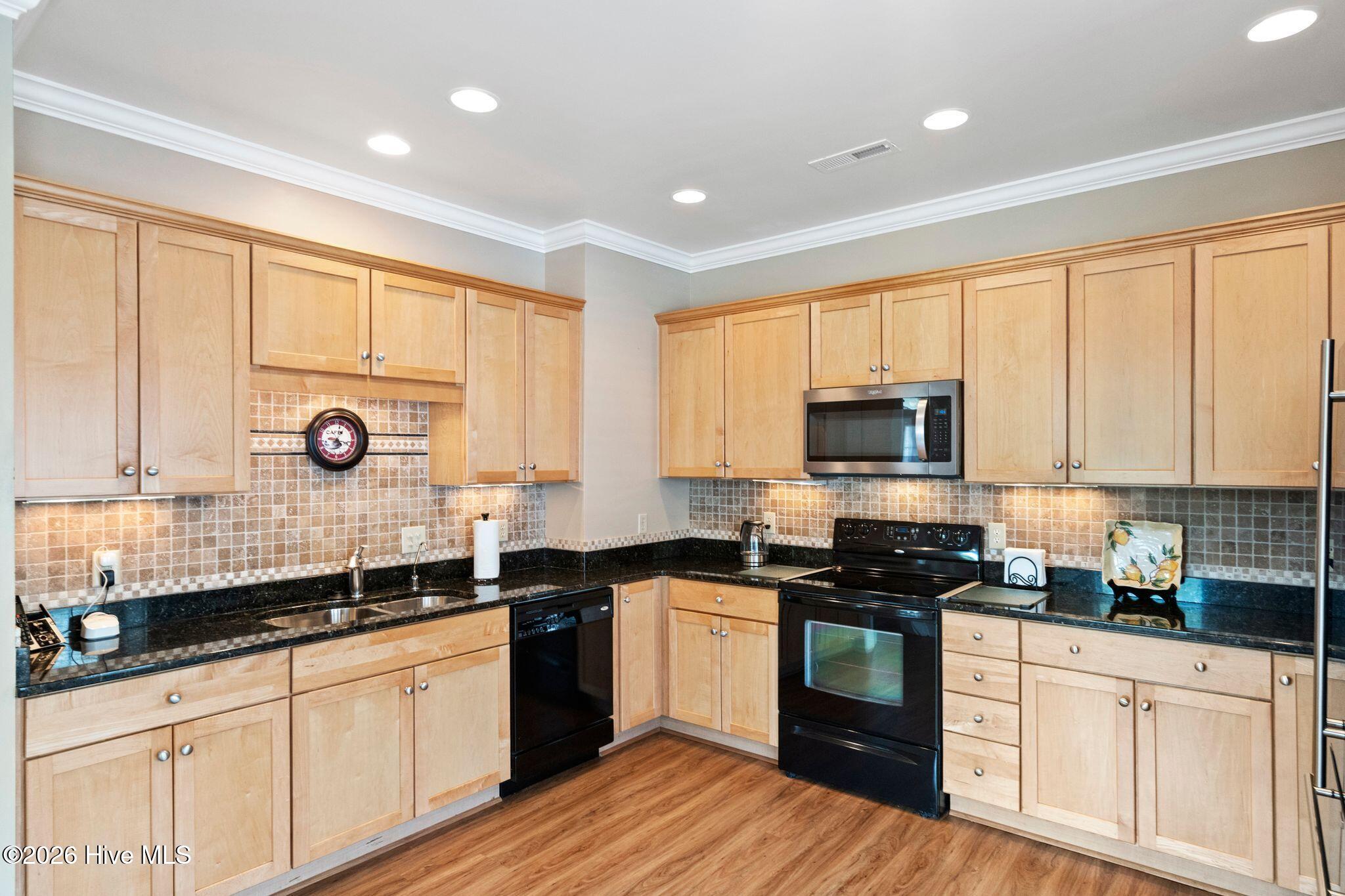 354 Windchime Drive Property Photo 16