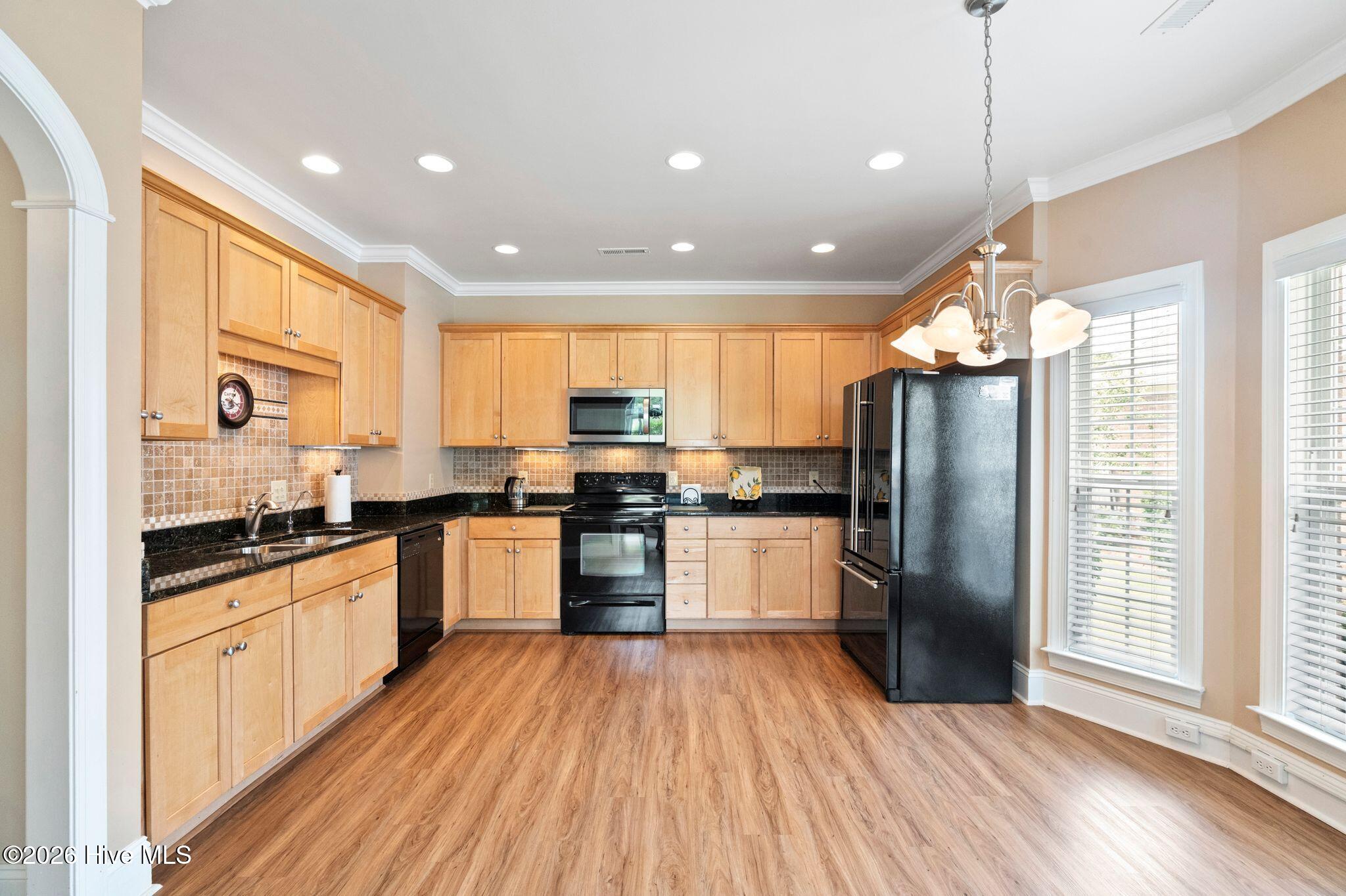 354 Windchime Drive Property Photo 17