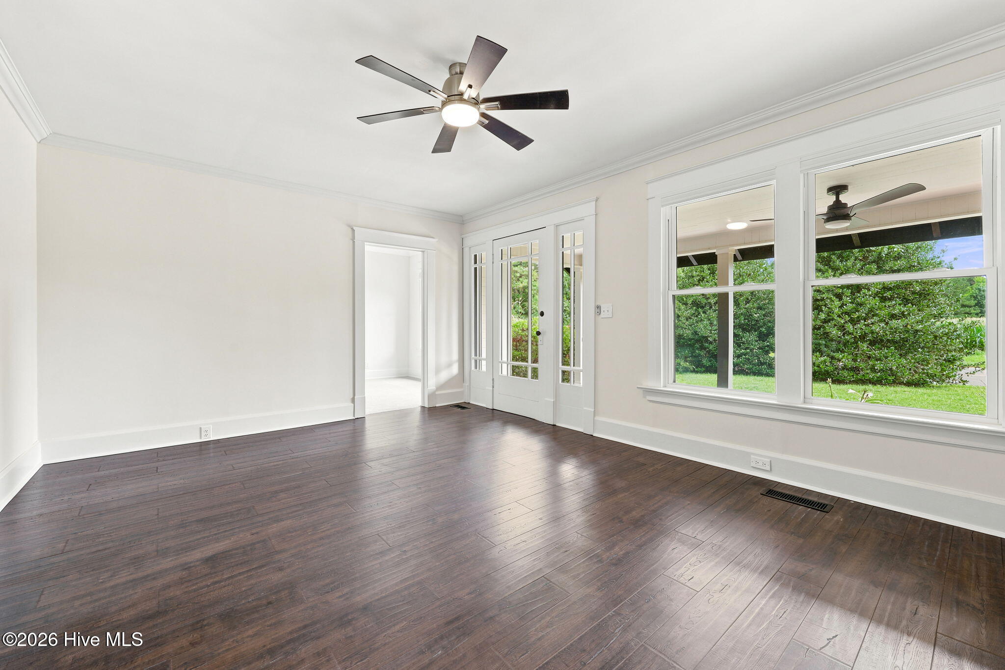 1191 Henley Road Property Photo 11