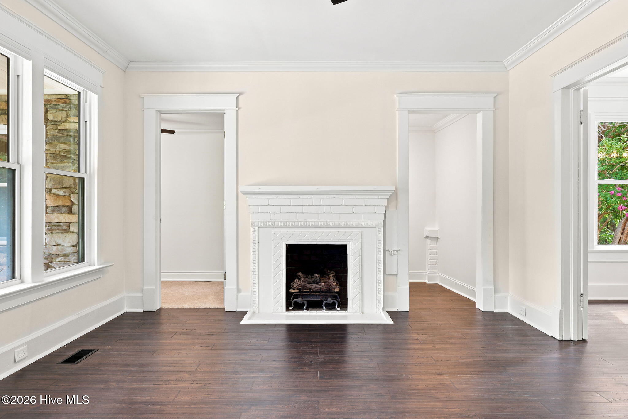 1191 Henley Road Property Photo 12