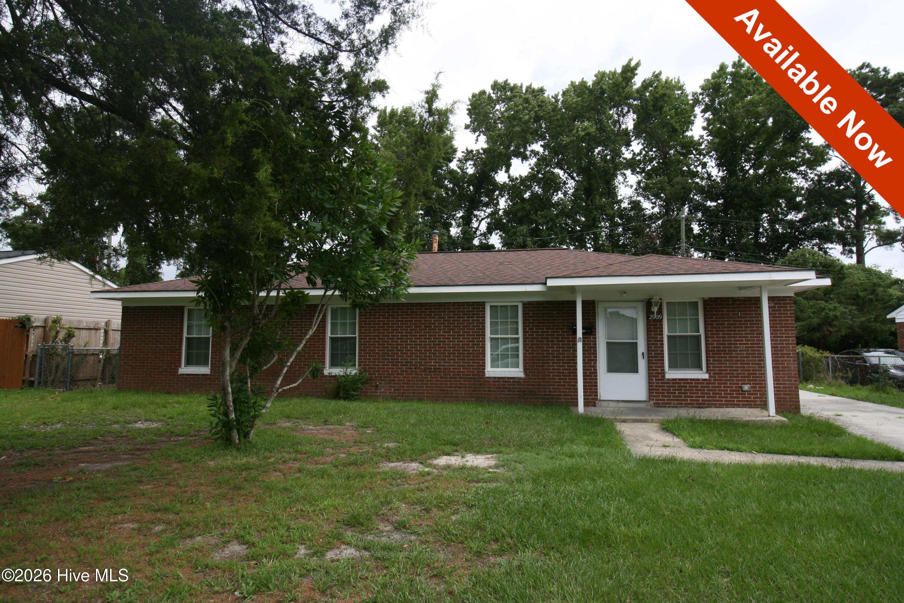 2909 Spaulding Drive Property Photo 1