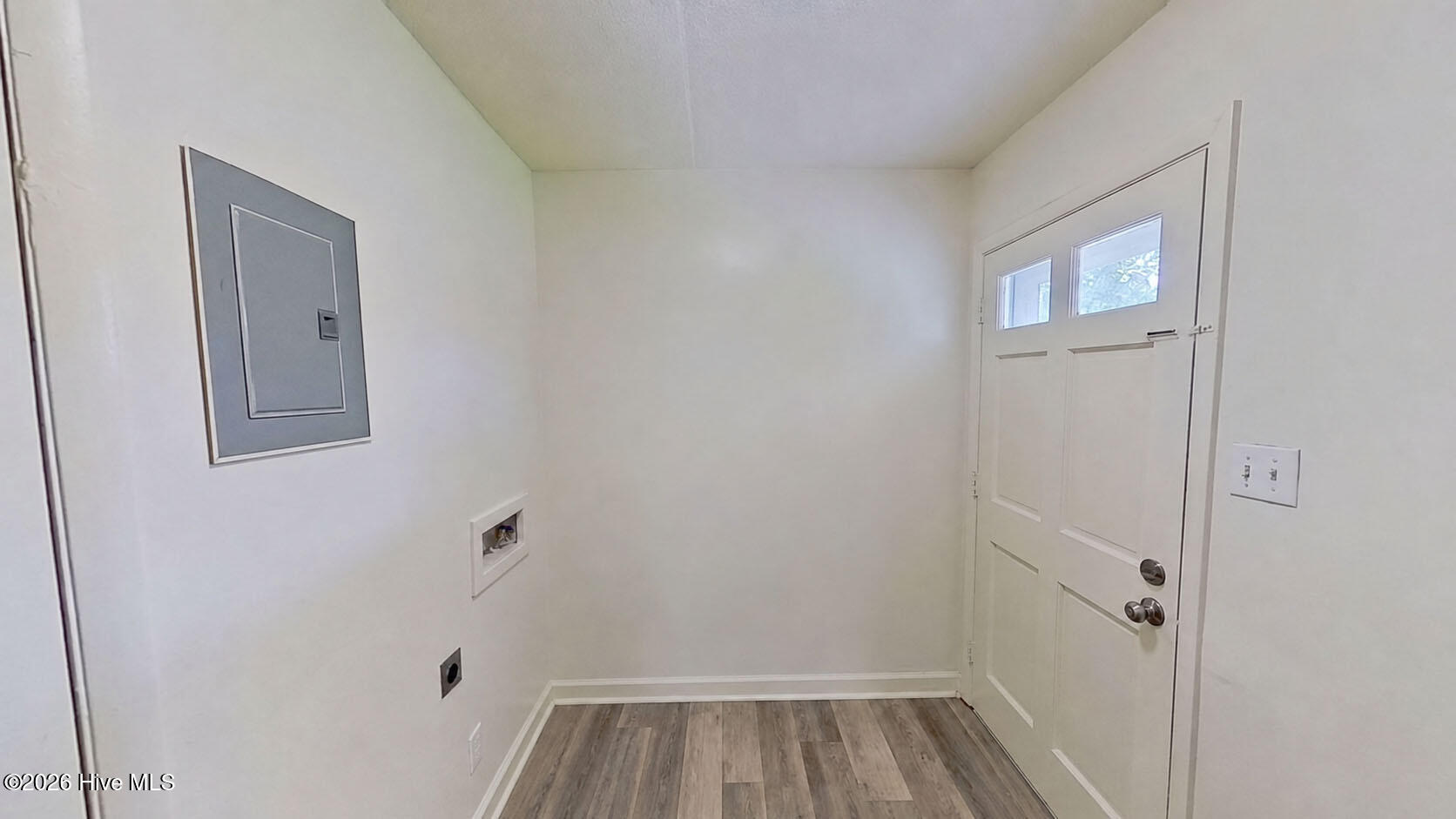 2909 Spaulding Drive Property Photo 9