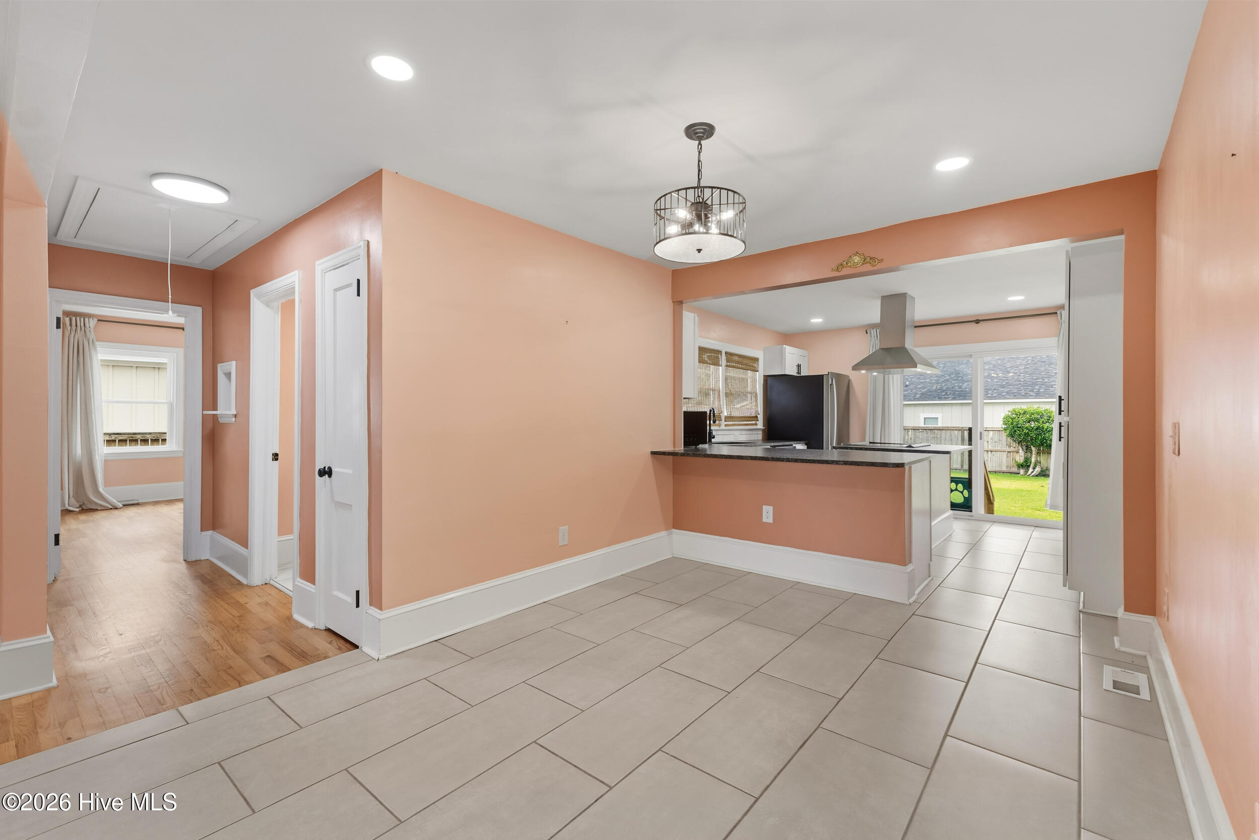 4109 Peachtree Avenue Property Photo 14