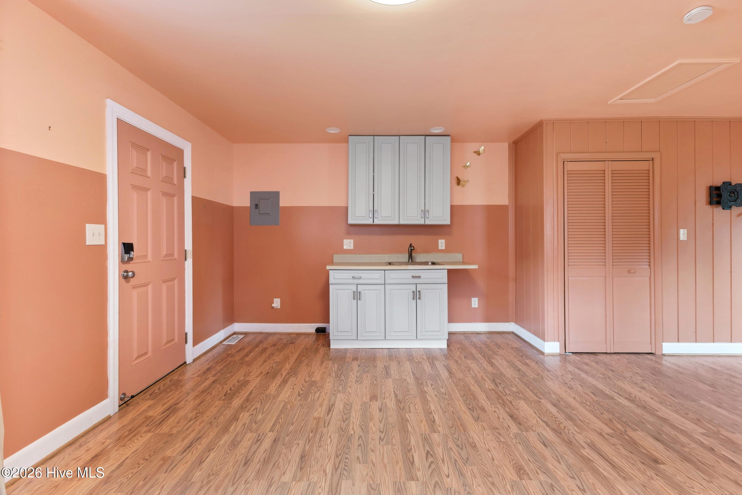 4109 Peachtree Avenue Property Photo 28