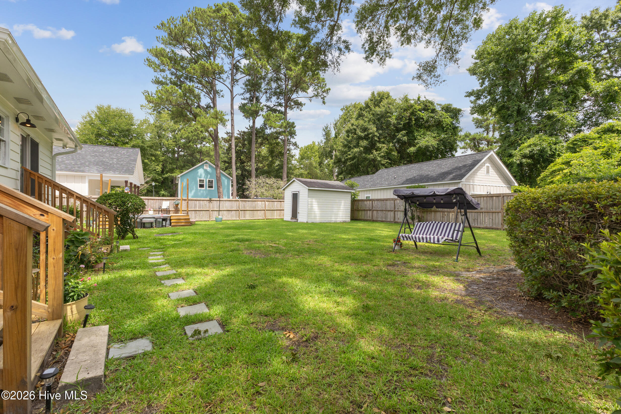 4109 Peachtree Avenue Property Photo 38