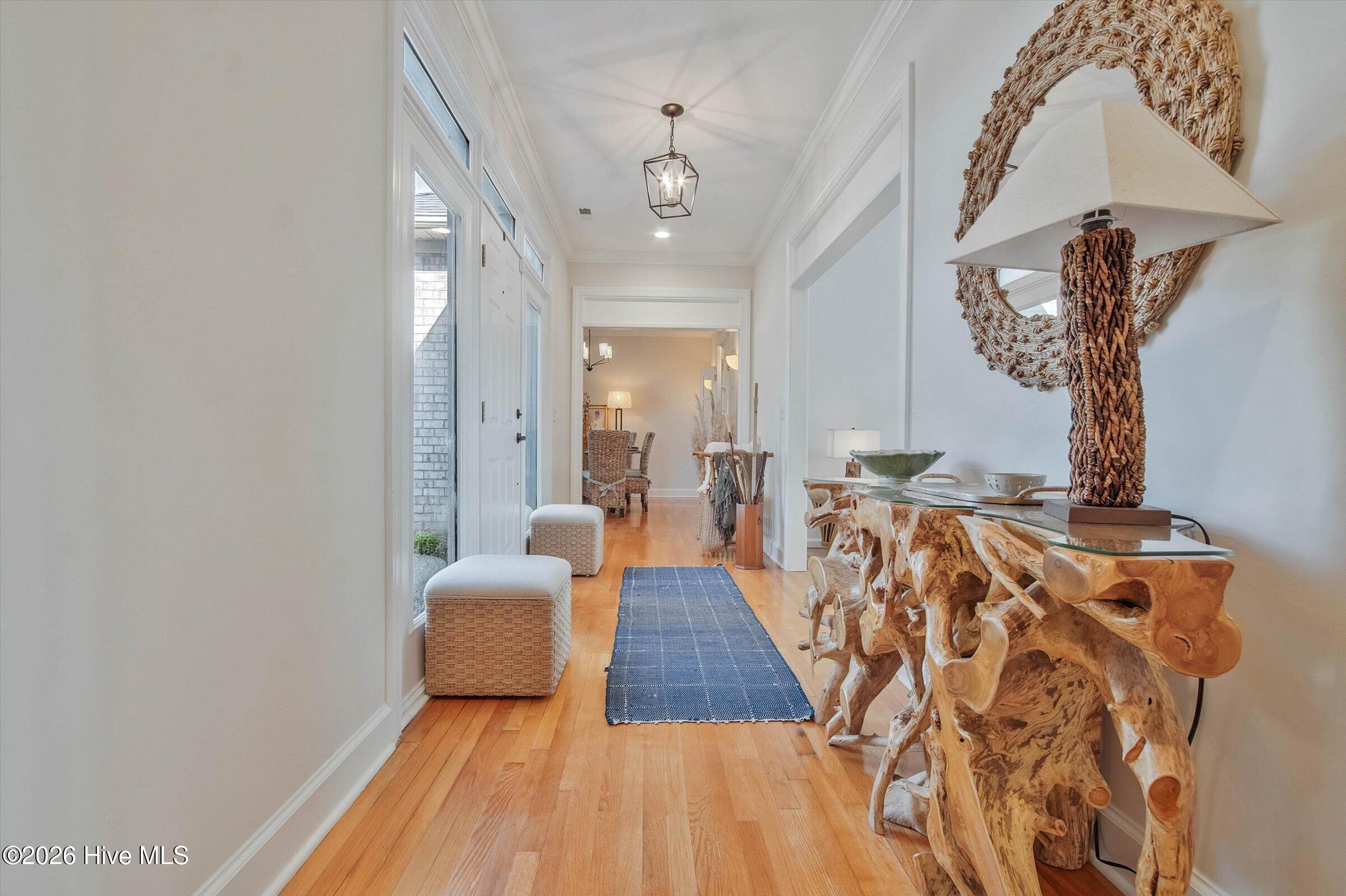 1231 Greenbriar Place Property Photo 6