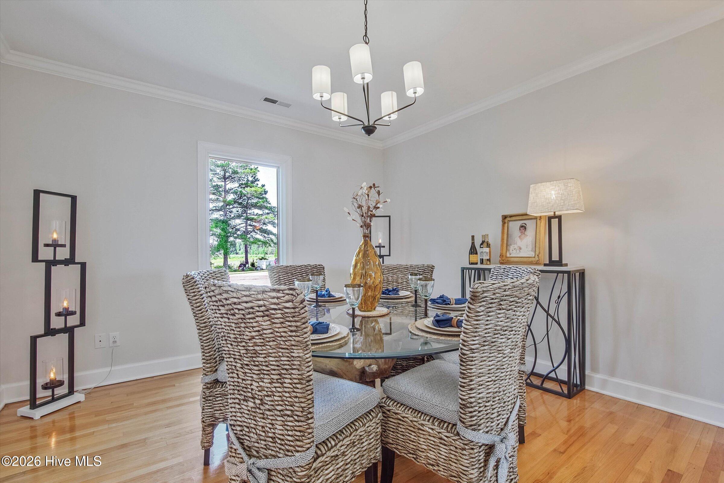 1231 Greenbriar Place Property Photo 14