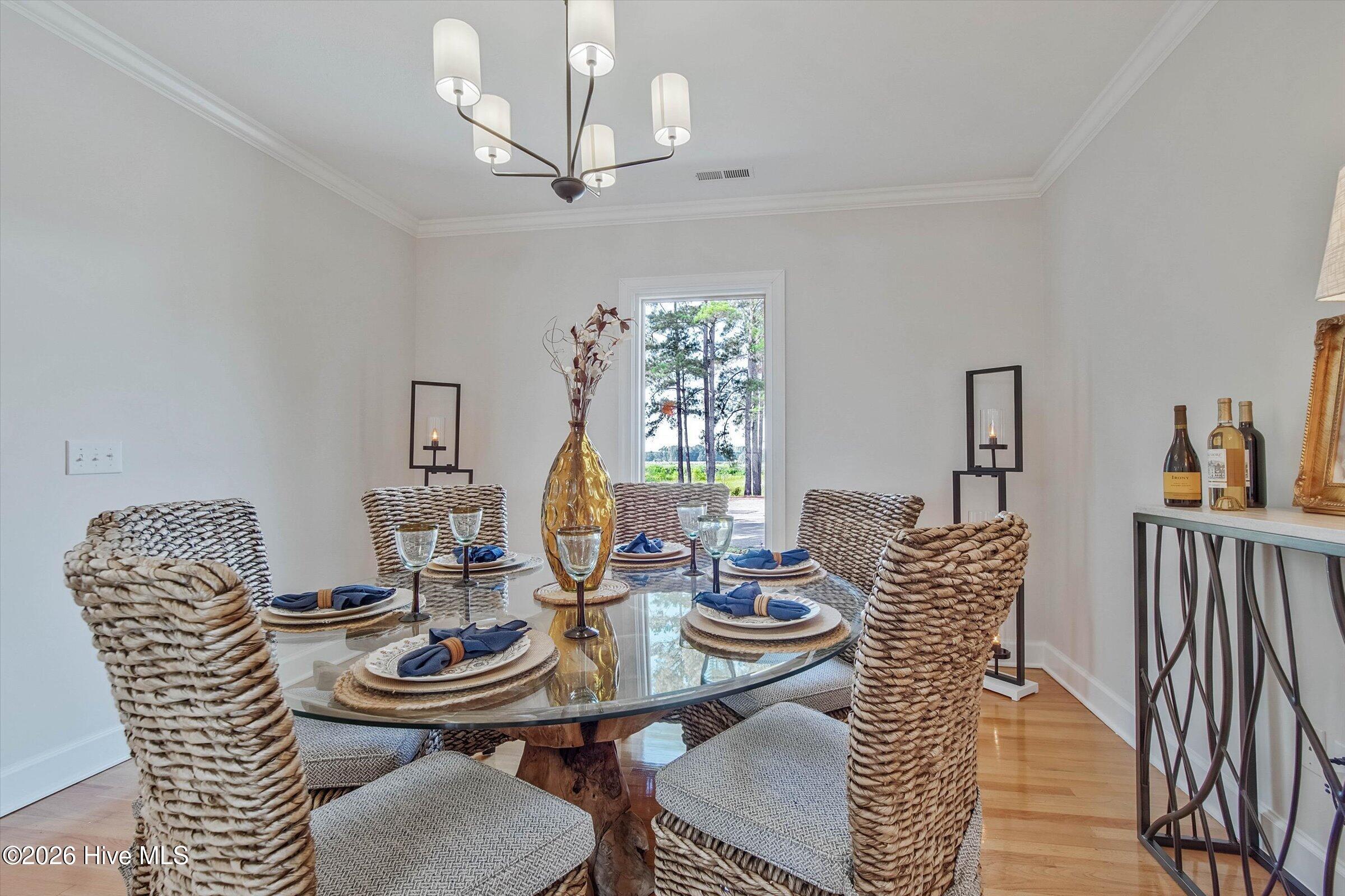 1231 Greenbriar Place Property Photo 15