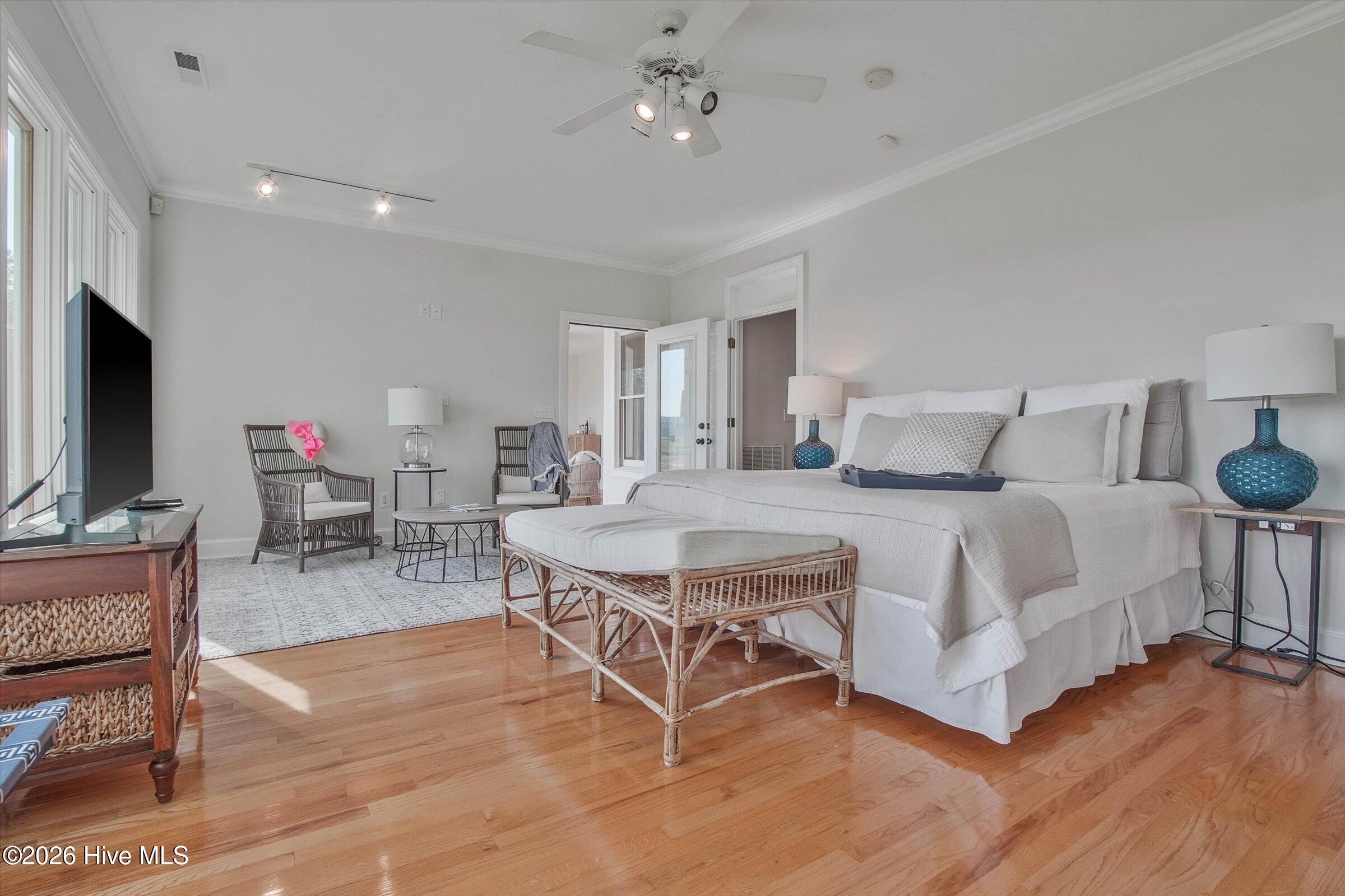 1231 Greenbriar Place Property Photo 26