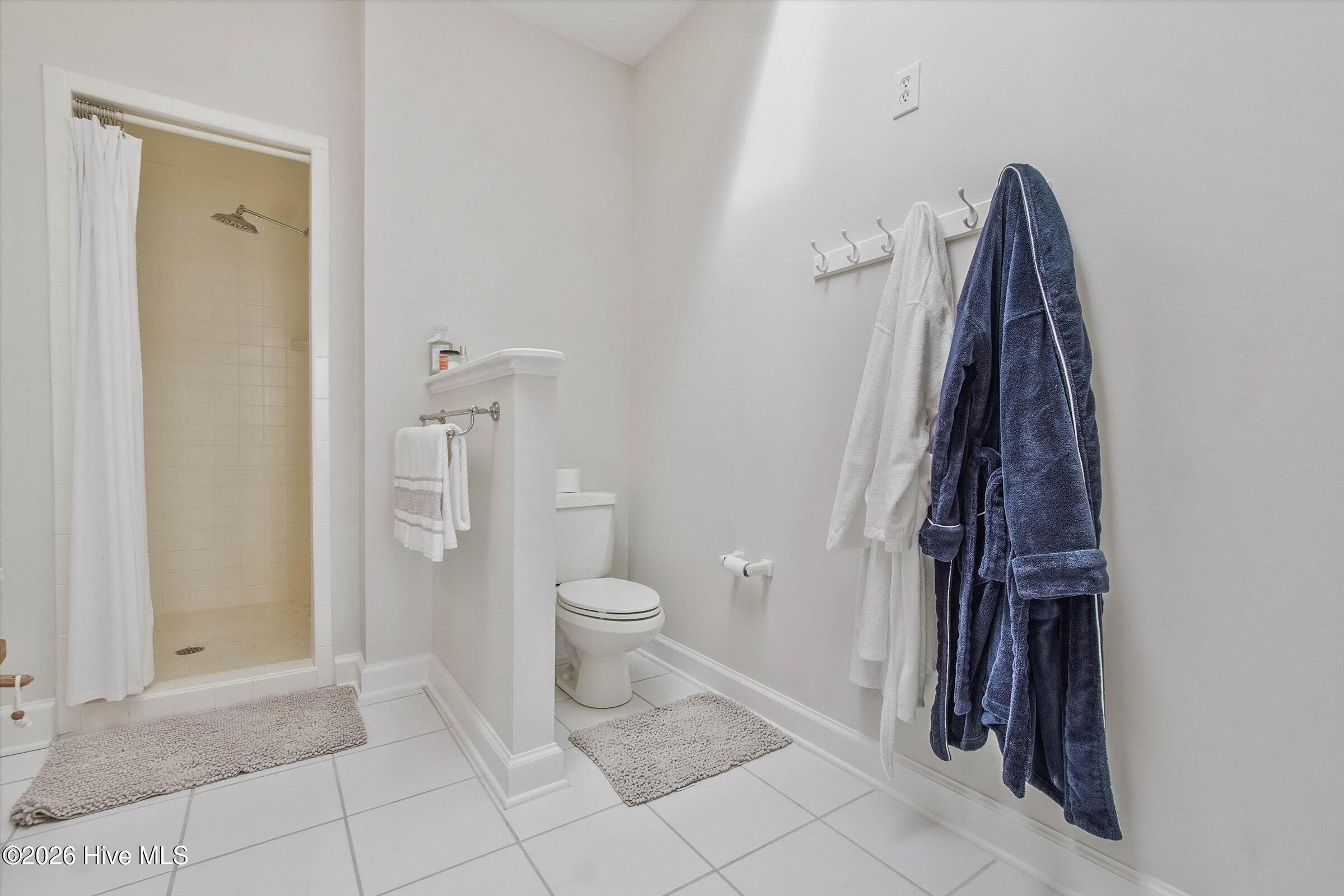 1231 Greenbriar Place Property Photo 37