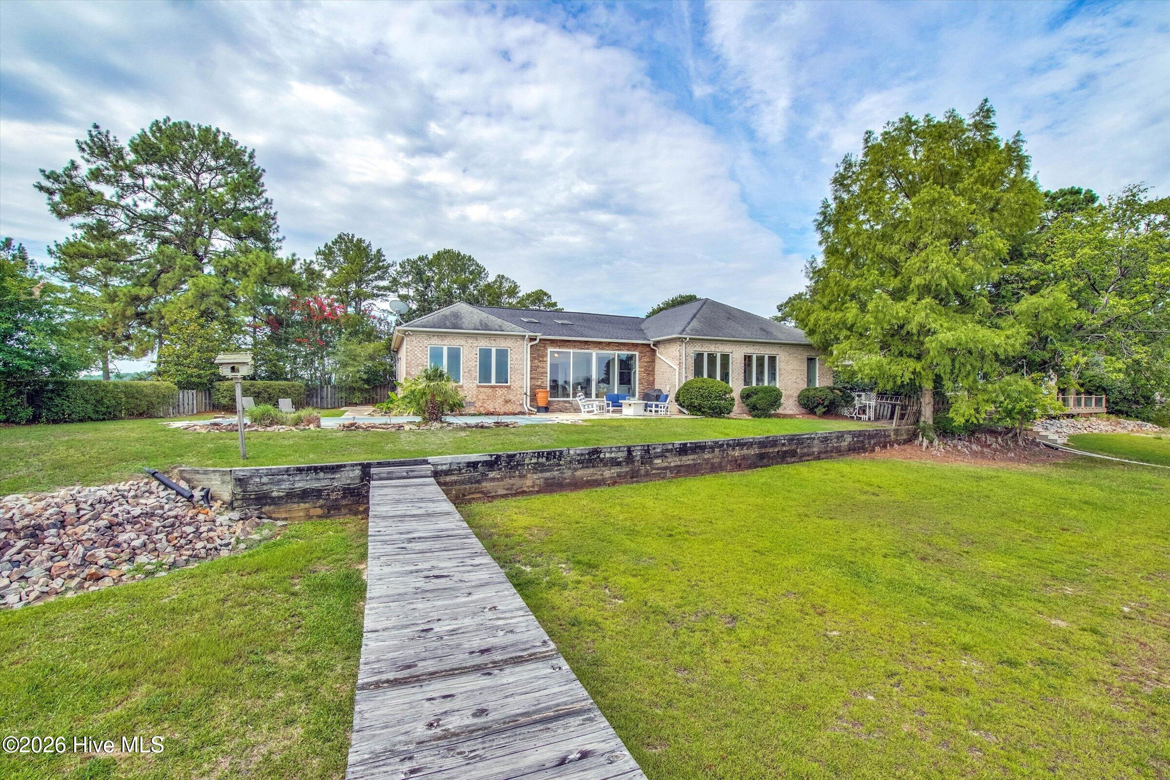 1231 Greenbriar Place Property Photo 50