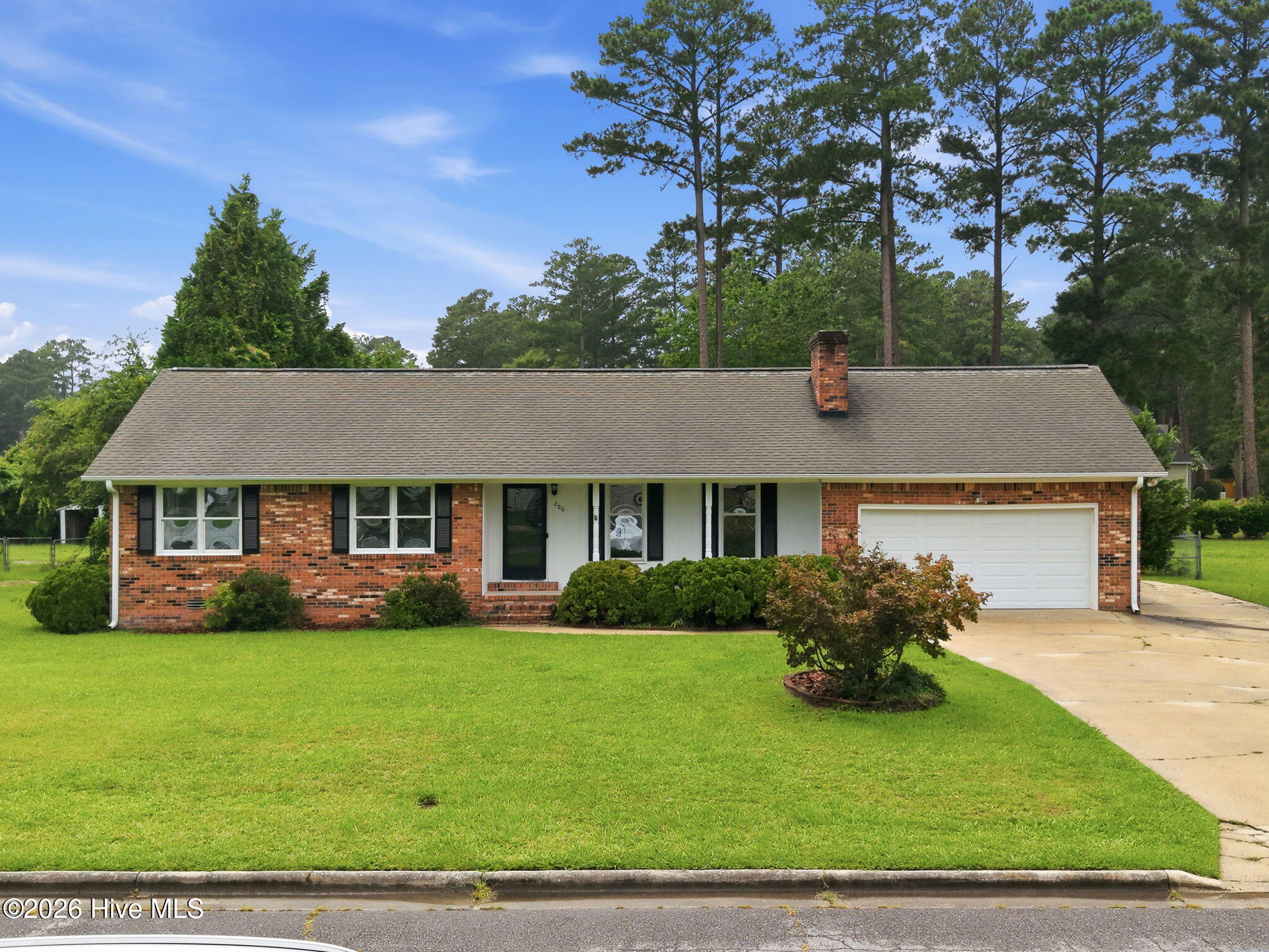 206 Ellison Drive Property Photo 1