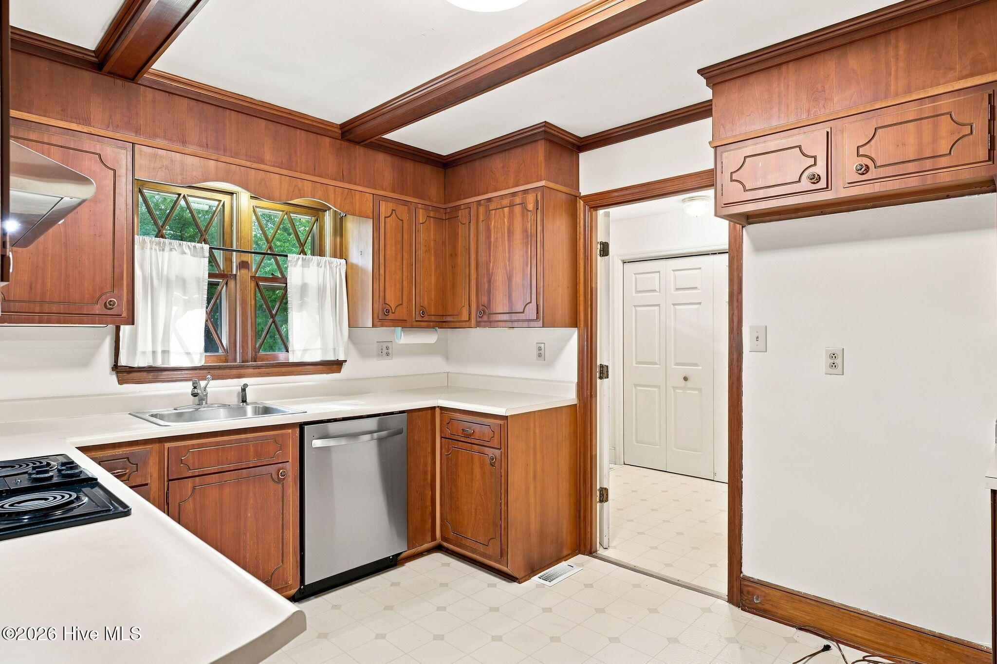 12421 Appin Road Property Photo 7