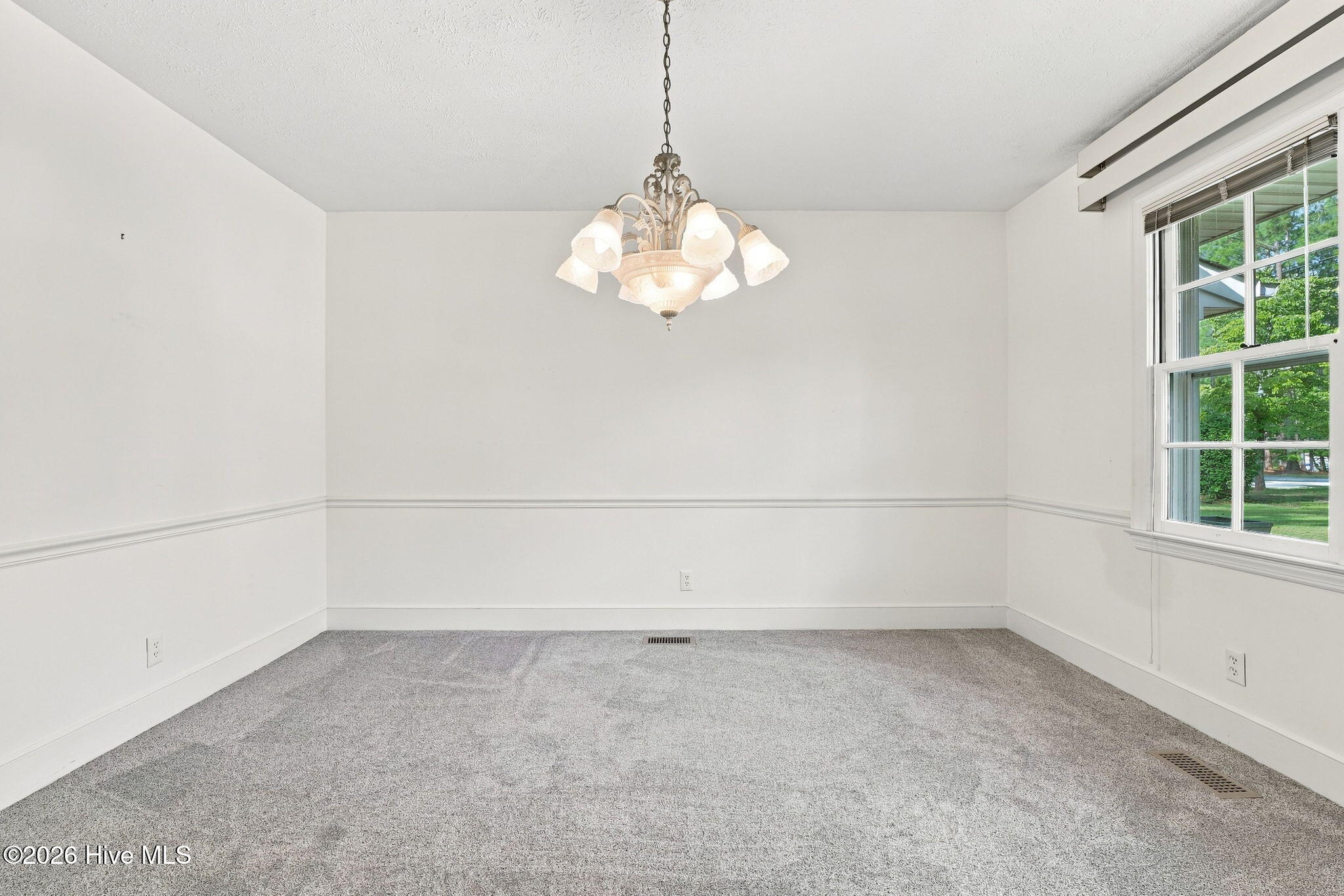 12421 Appin Road Property Photo 16