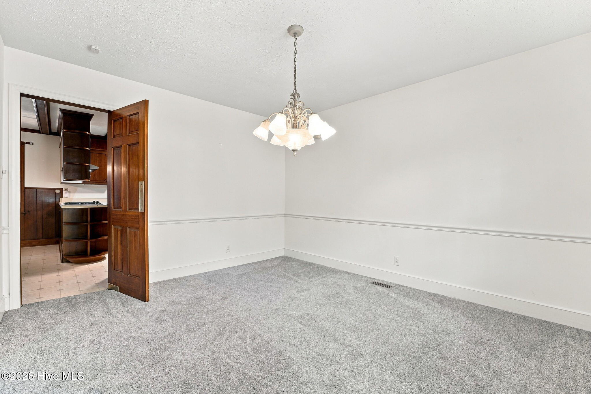 12421 Appin Road Property Photo 17