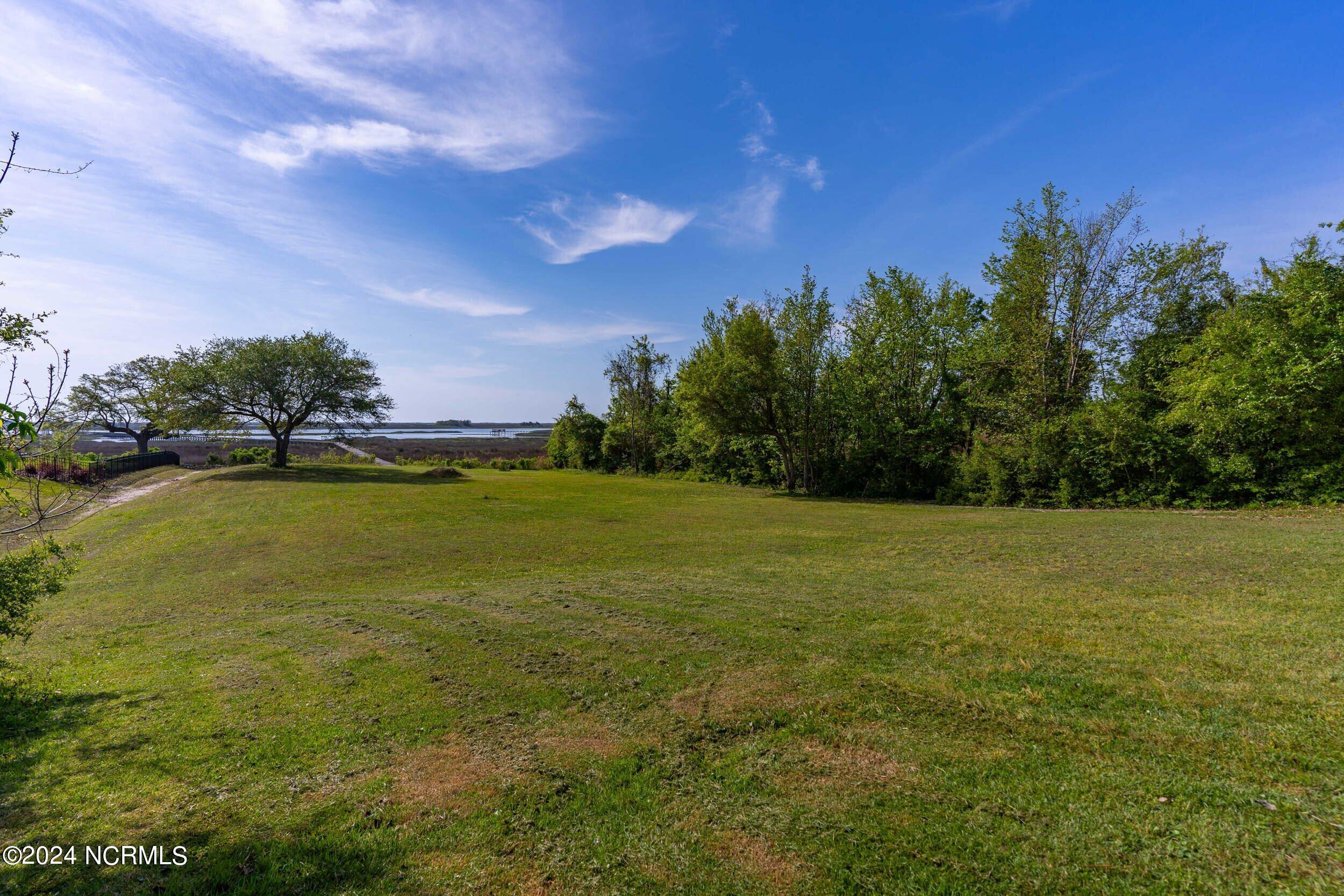 125 2 Dogwood Lane Property Photo 15