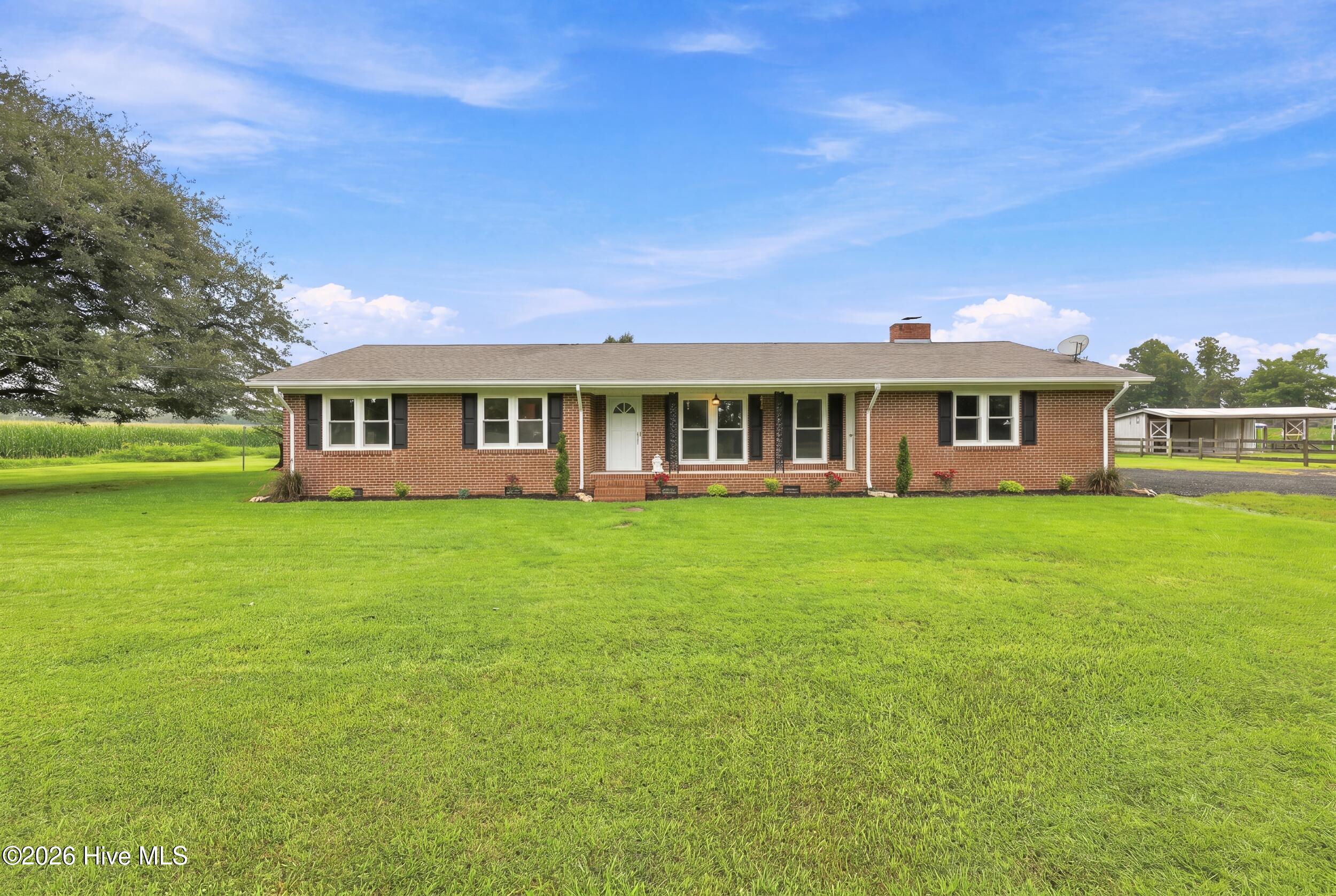 1258 Us Highway 158 E Property Photo 1