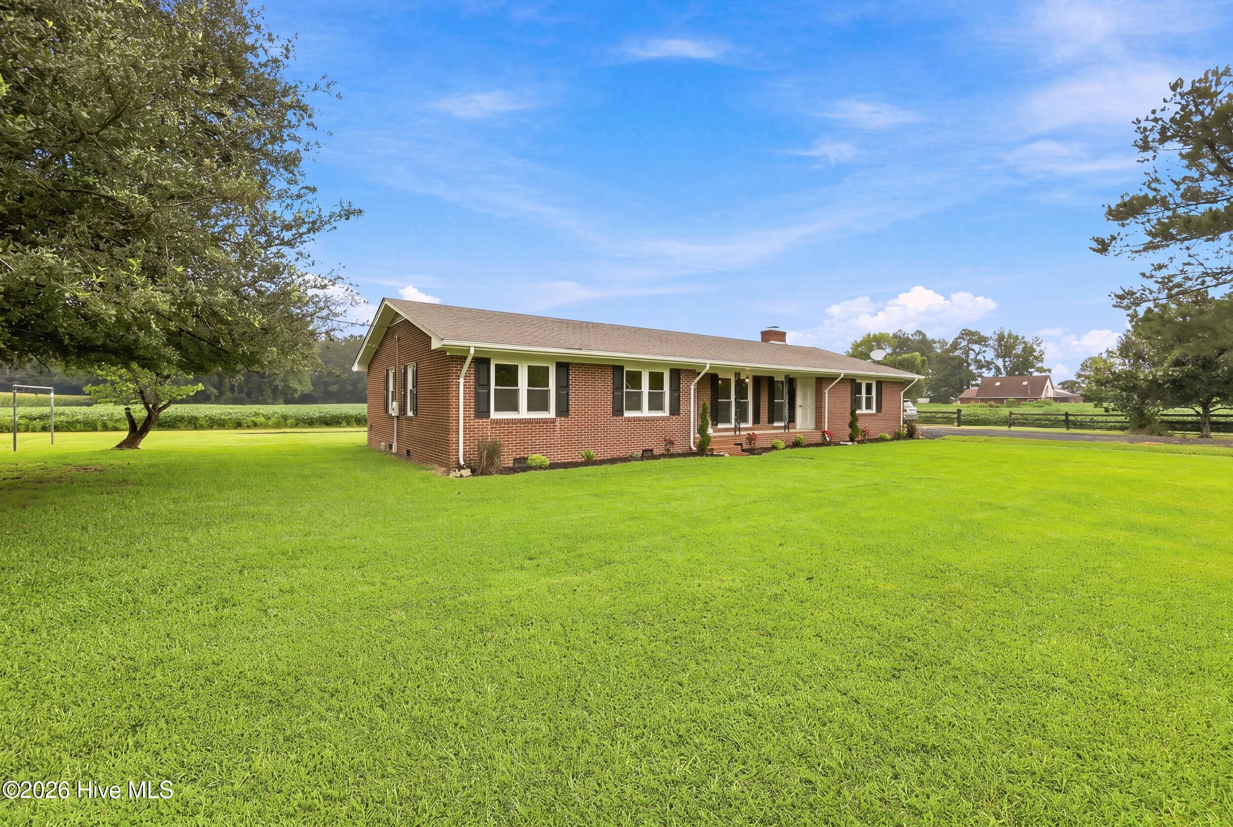 1258 Us Highway 158 E Property Photo 2