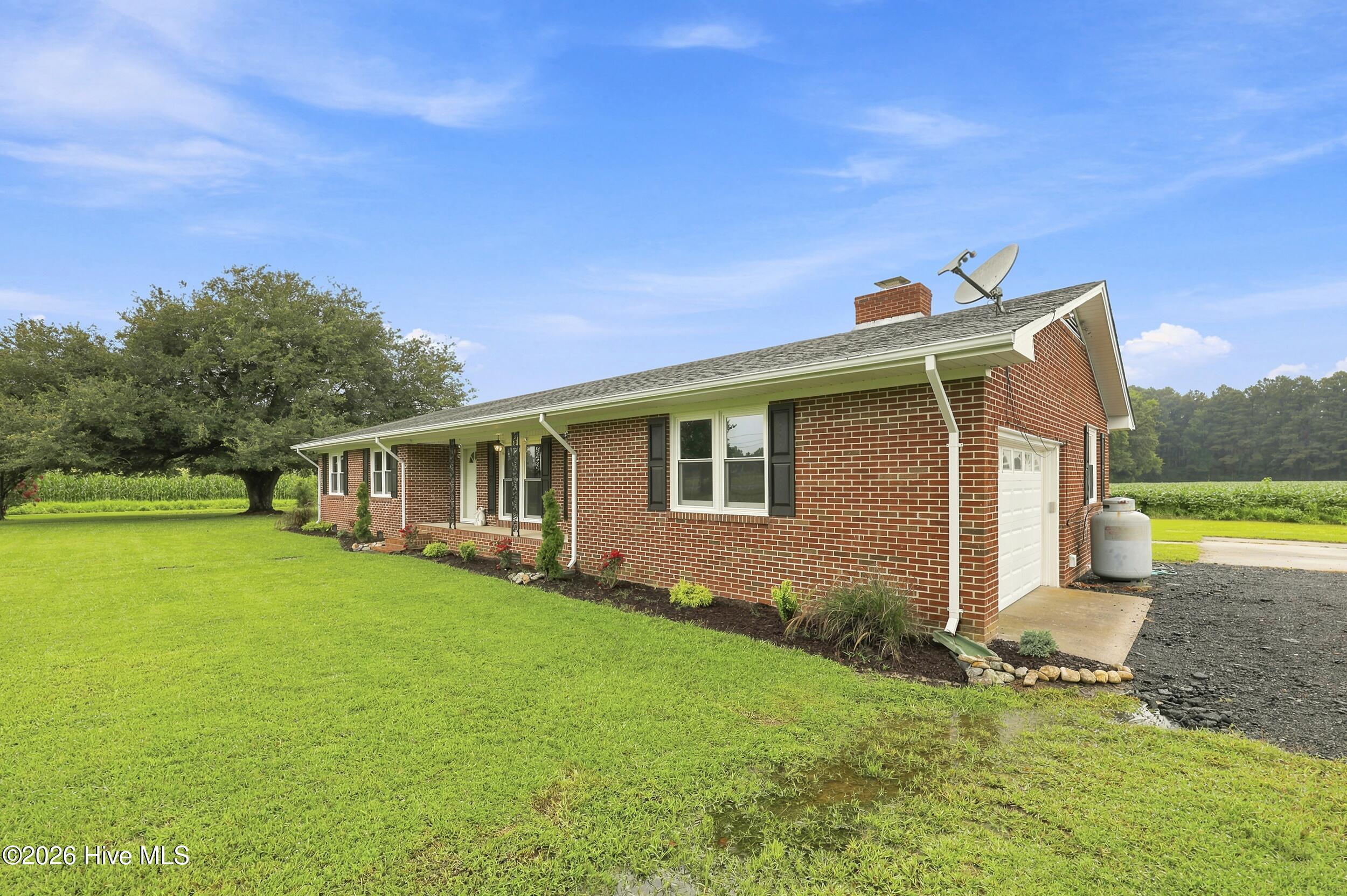 1258 Us Highway 158 E Property Photo 8