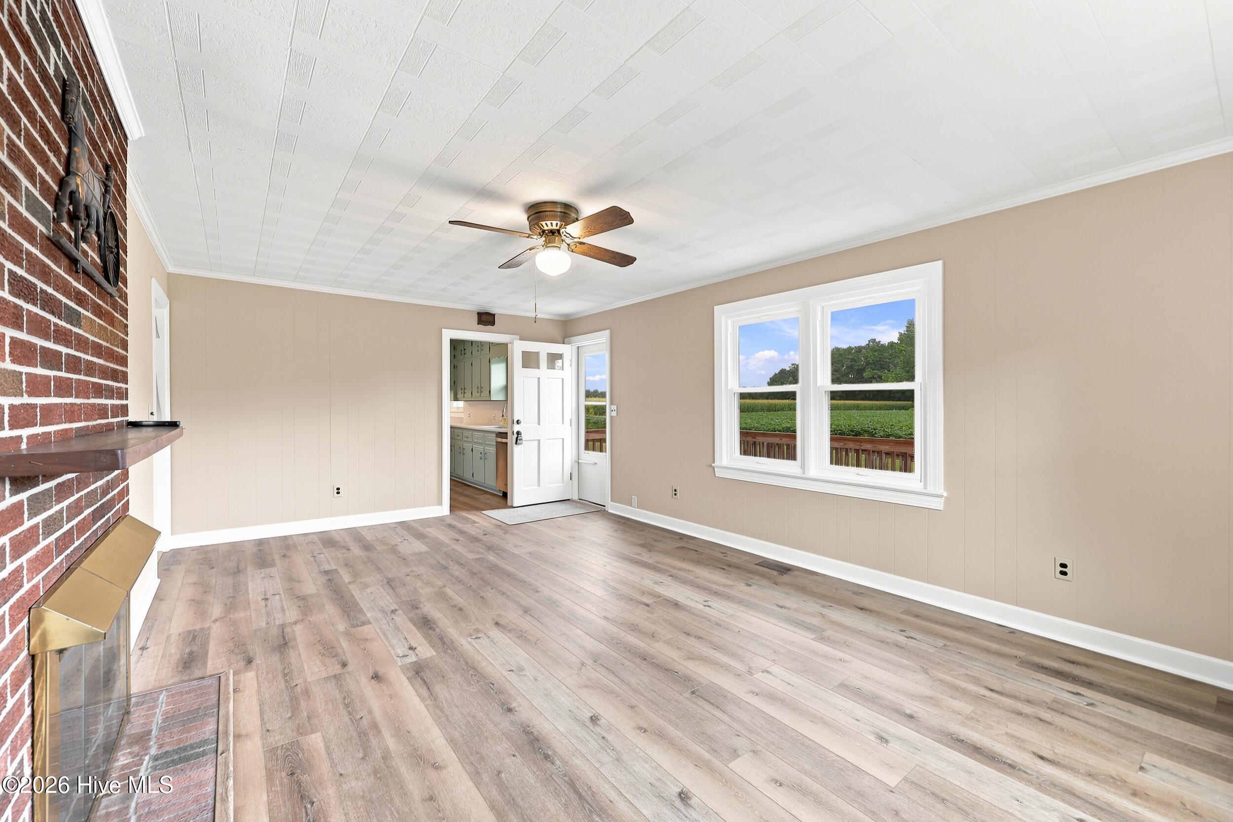 1258 Us Highway 158 E Property Photo 17