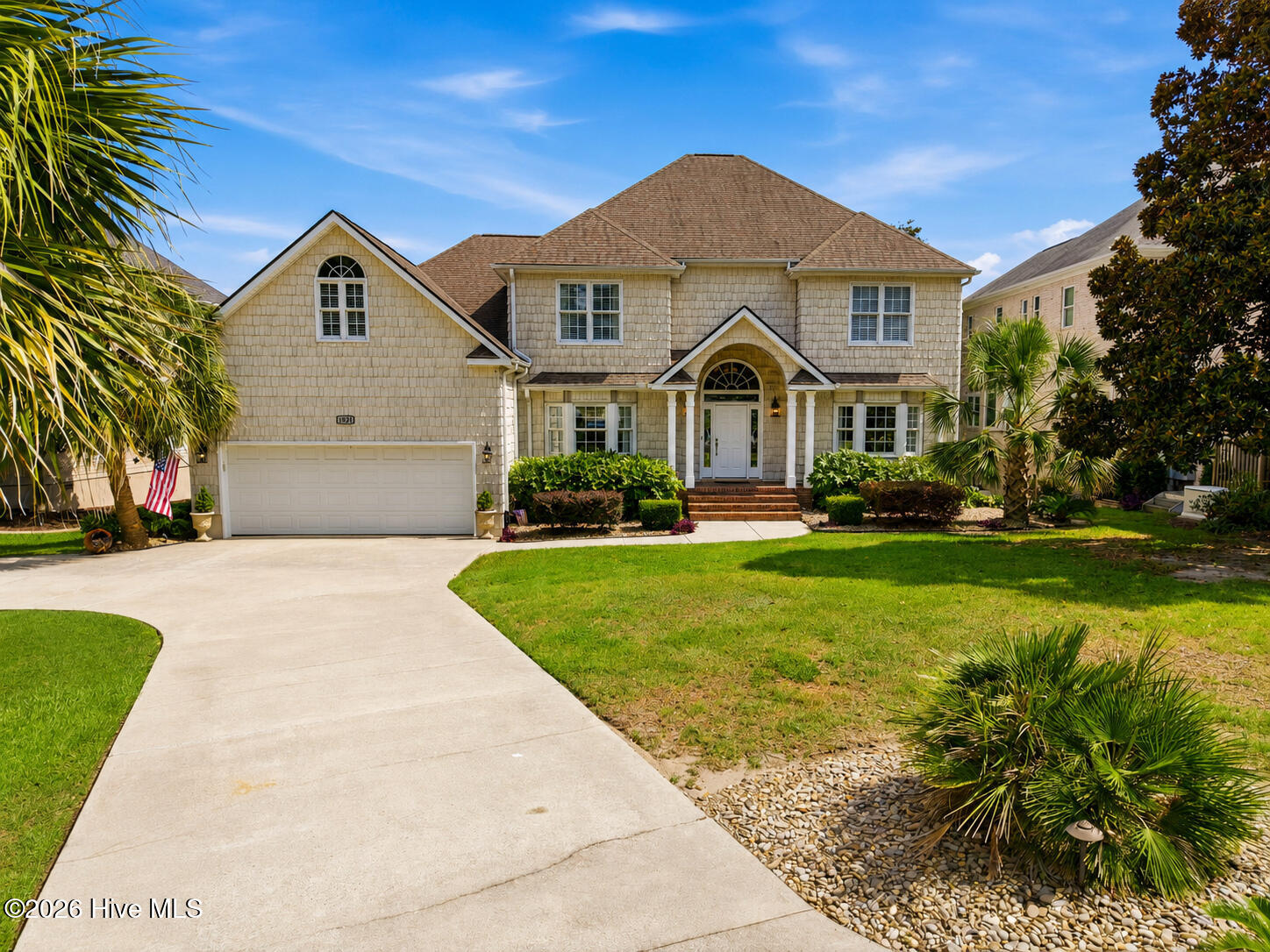 1921 Oak Harbour Drive Sw Property Photo 3