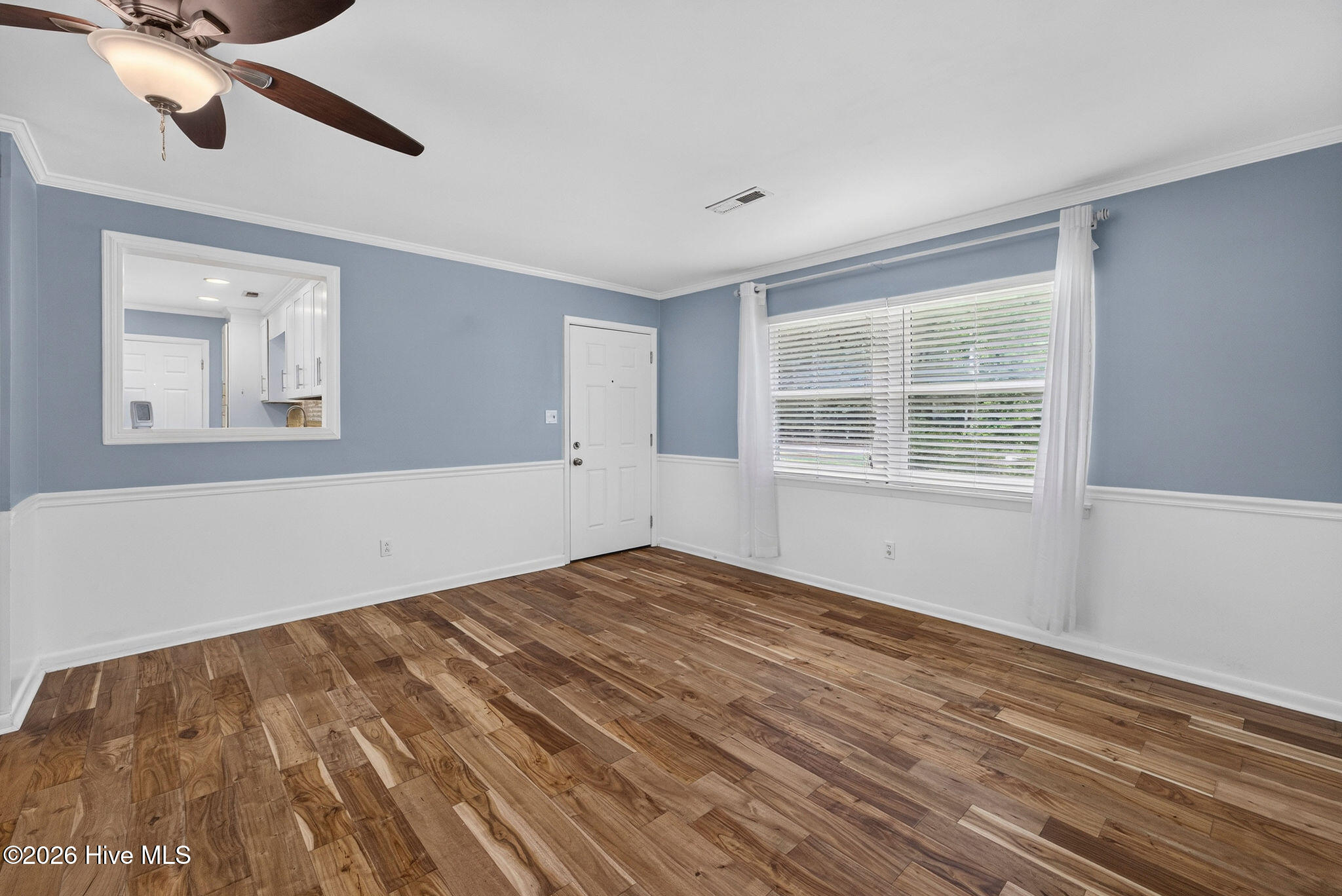 5012 Masonboro Loop Road Property Photo 9