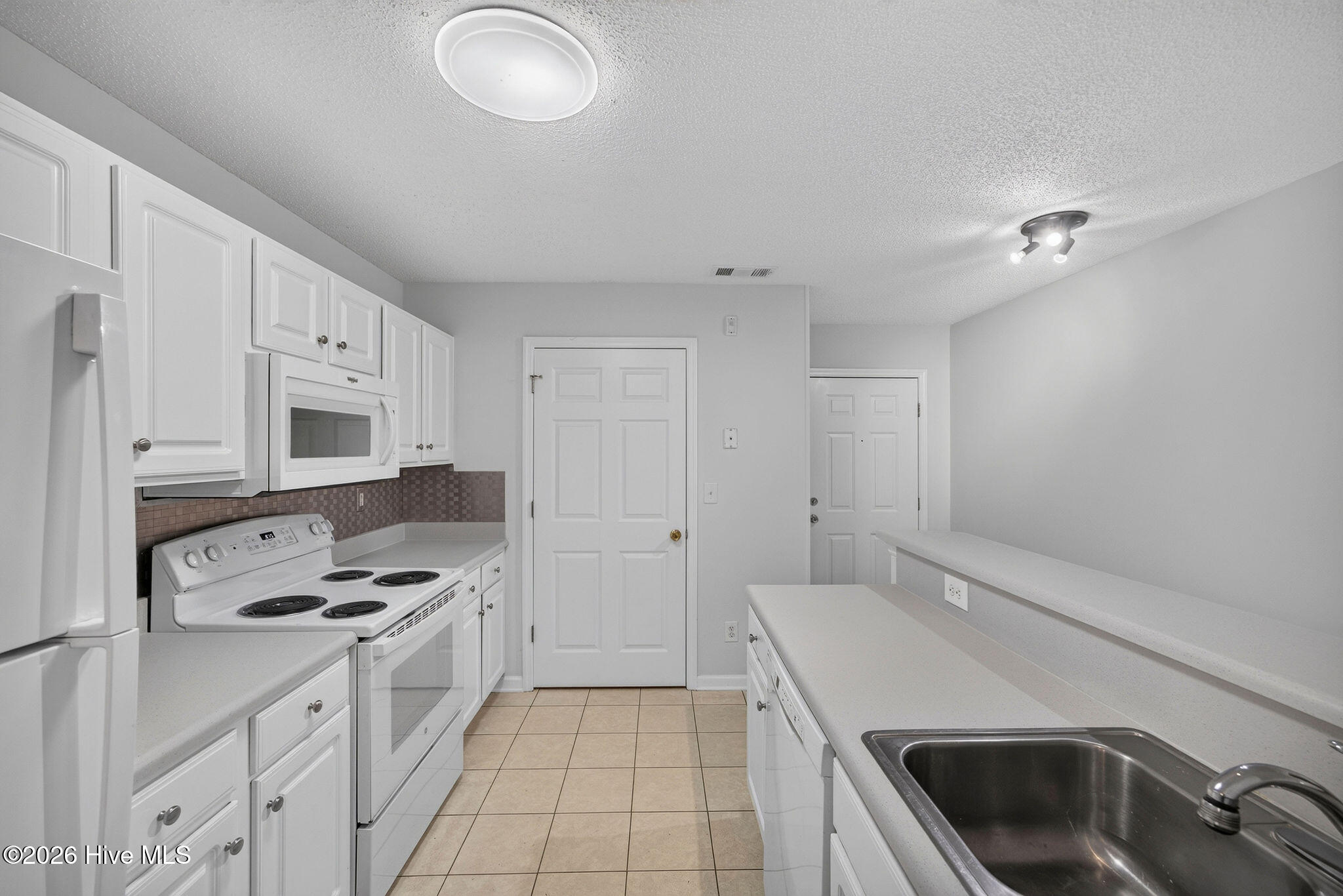 5012 Hunters Trail Unit 3 Property Photo 5