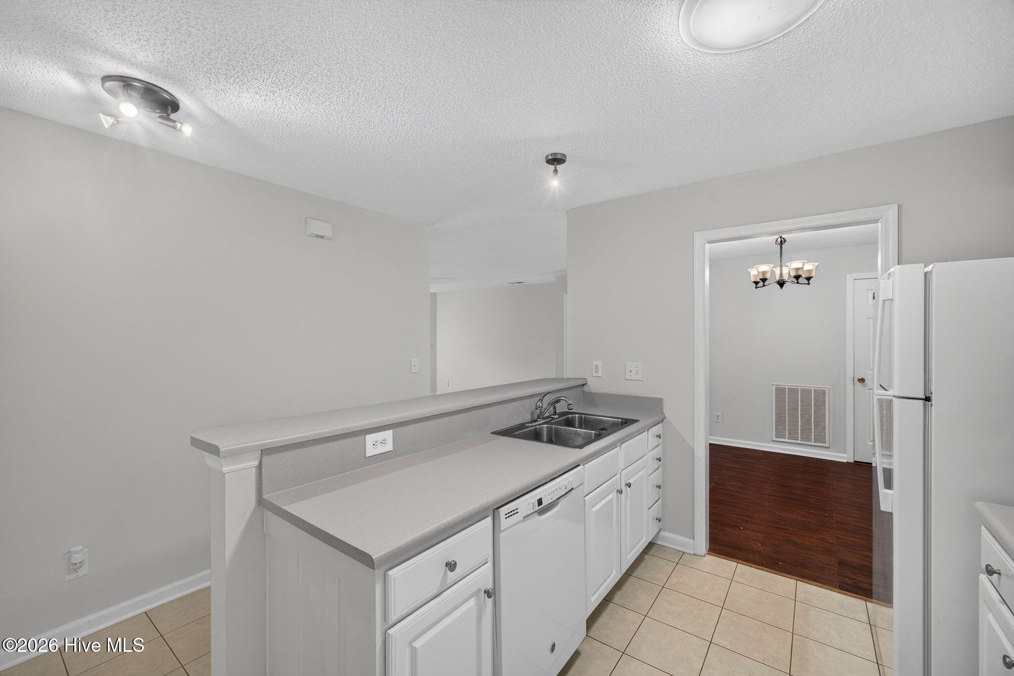 5012 Hunters Trail Unit 3 Property Photo 7