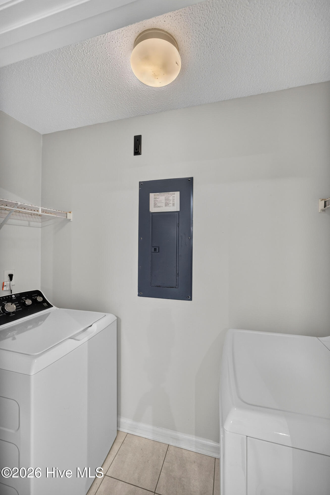 5012 Hunters Trail Unit 3 Property Photo 9