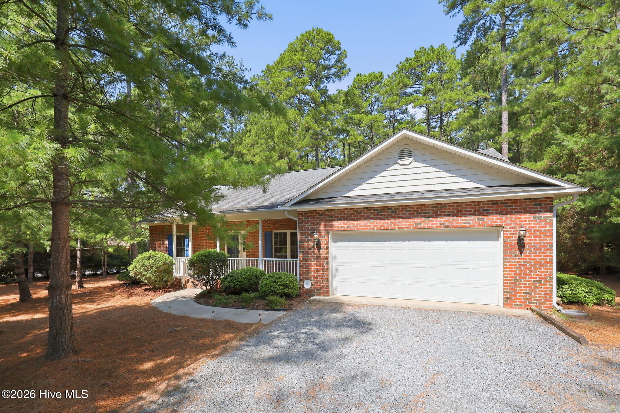 504 Shelton Drive Property Photo 3
