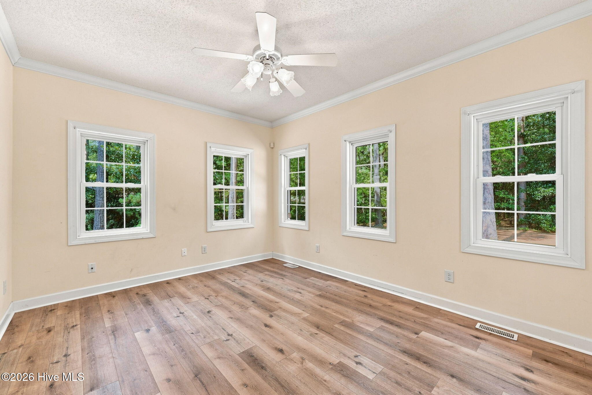 504 Shelton Drive Property Photo 29