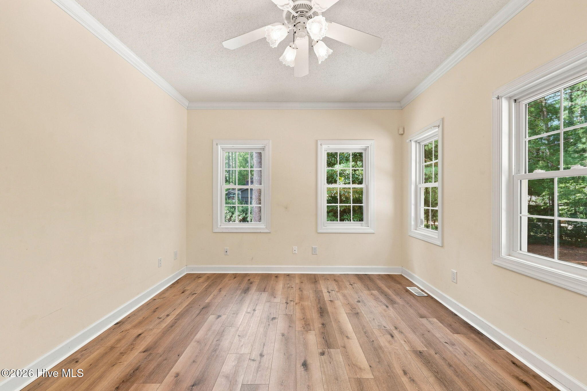 504 Shelton Drive Property Photo 31