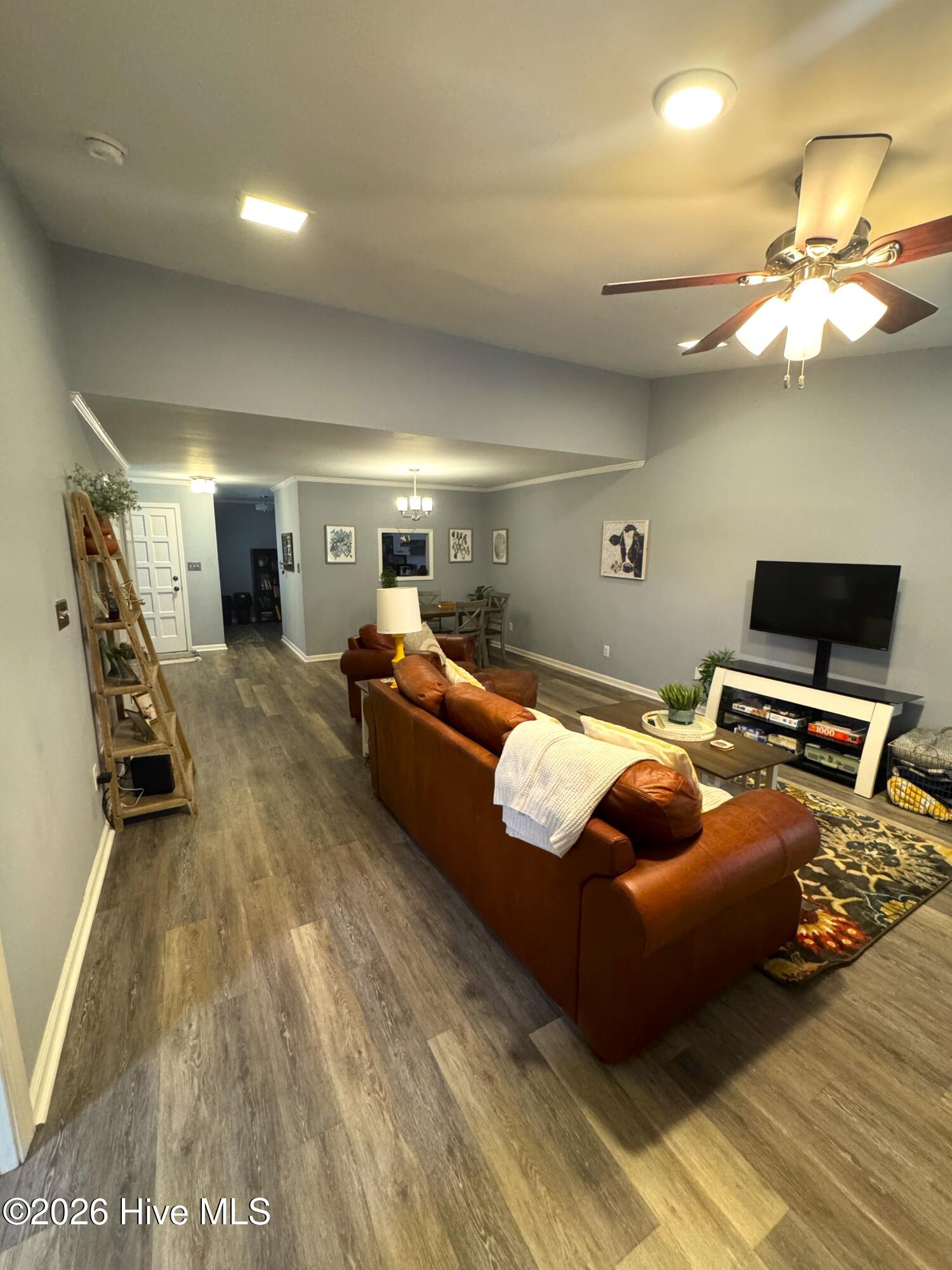 2 Palmetto Place Property Photo 9