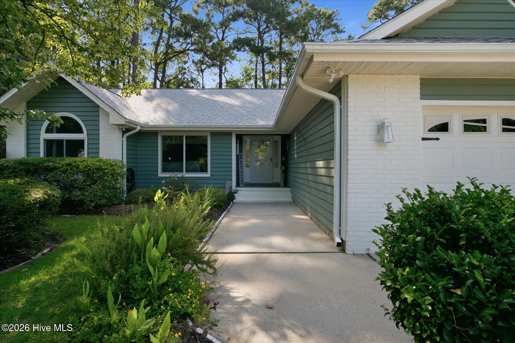 933 Green Pointe Drive Property Photo 48