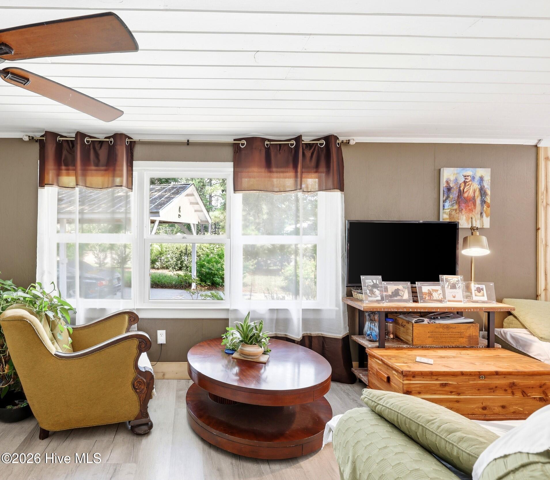 9081 Beach Drive Sw Property Photo 10